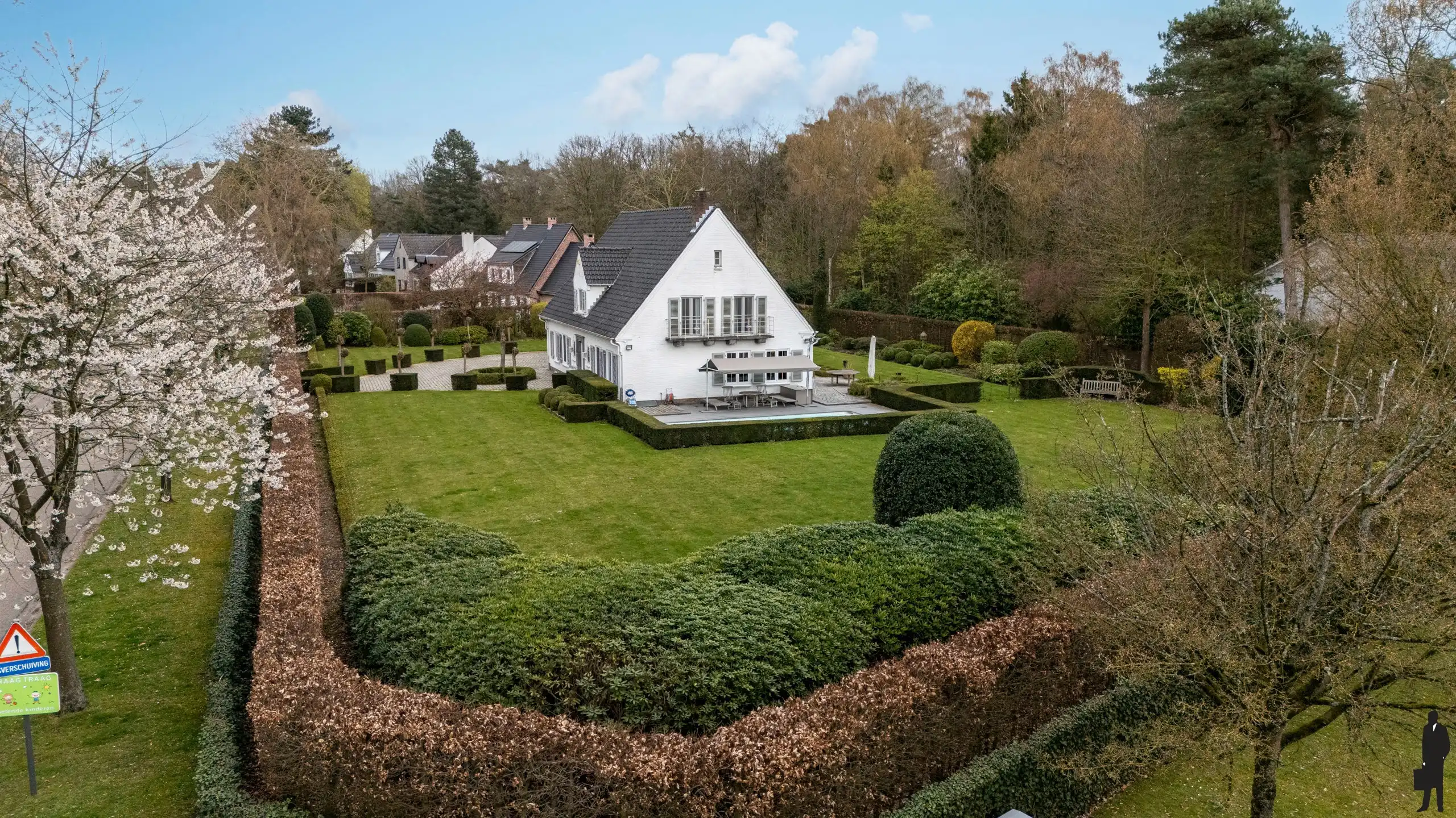 Klassieke villa met zwembad op ca. 3.150 m² in Schilde foto 36