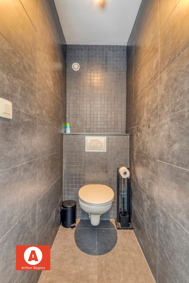 Ruime energiezuinige villa met 5 slaapkamers op toplocatie! foto 26