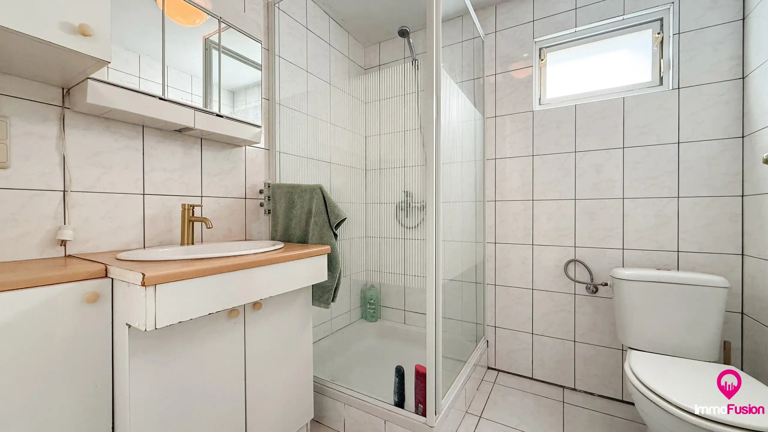 Zeer ruim wonen met 5 slpks en rustig gelegen! foto 20