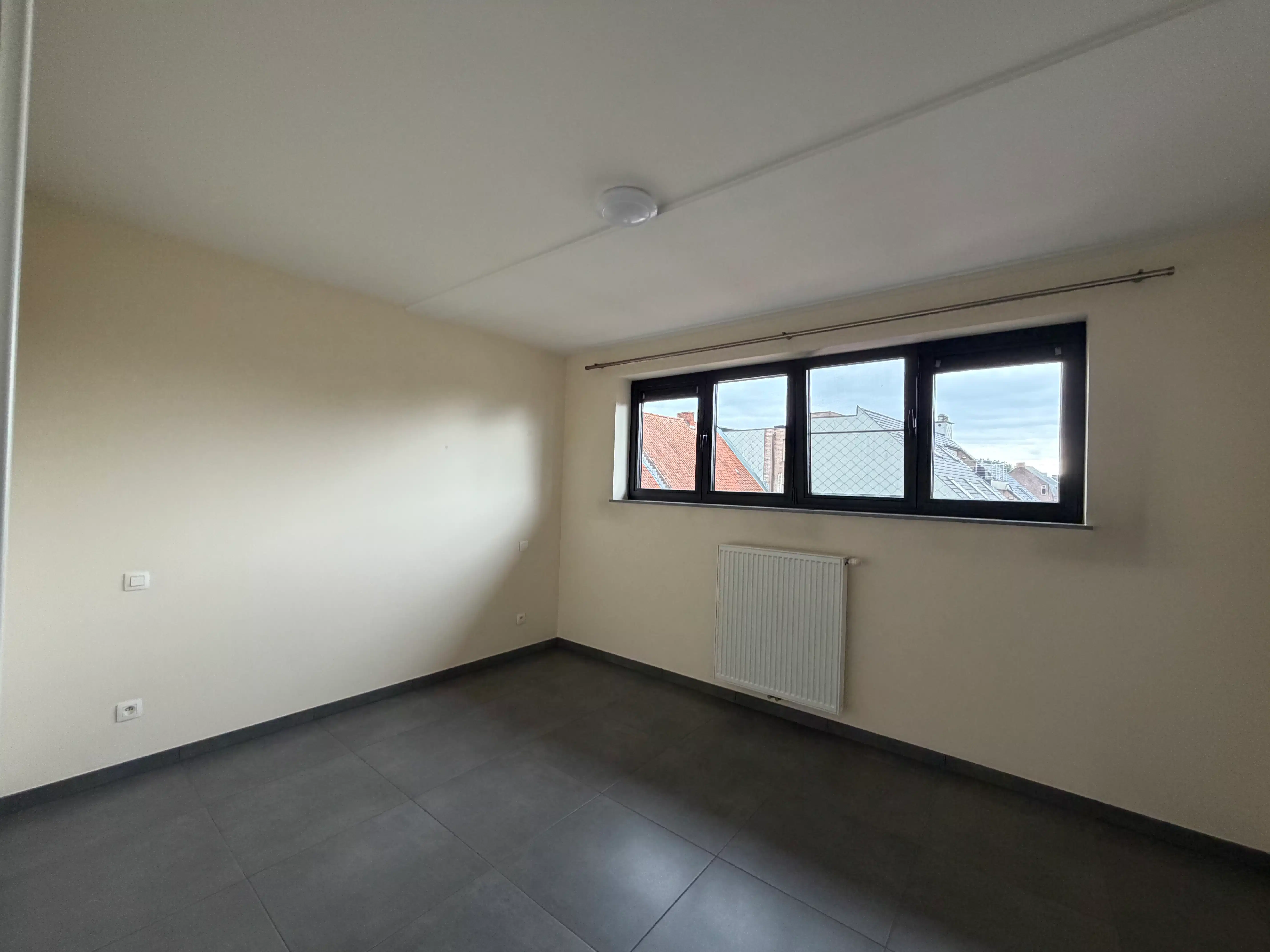 Instapklaar appartement met 2 slaapkamers en terras foto 11