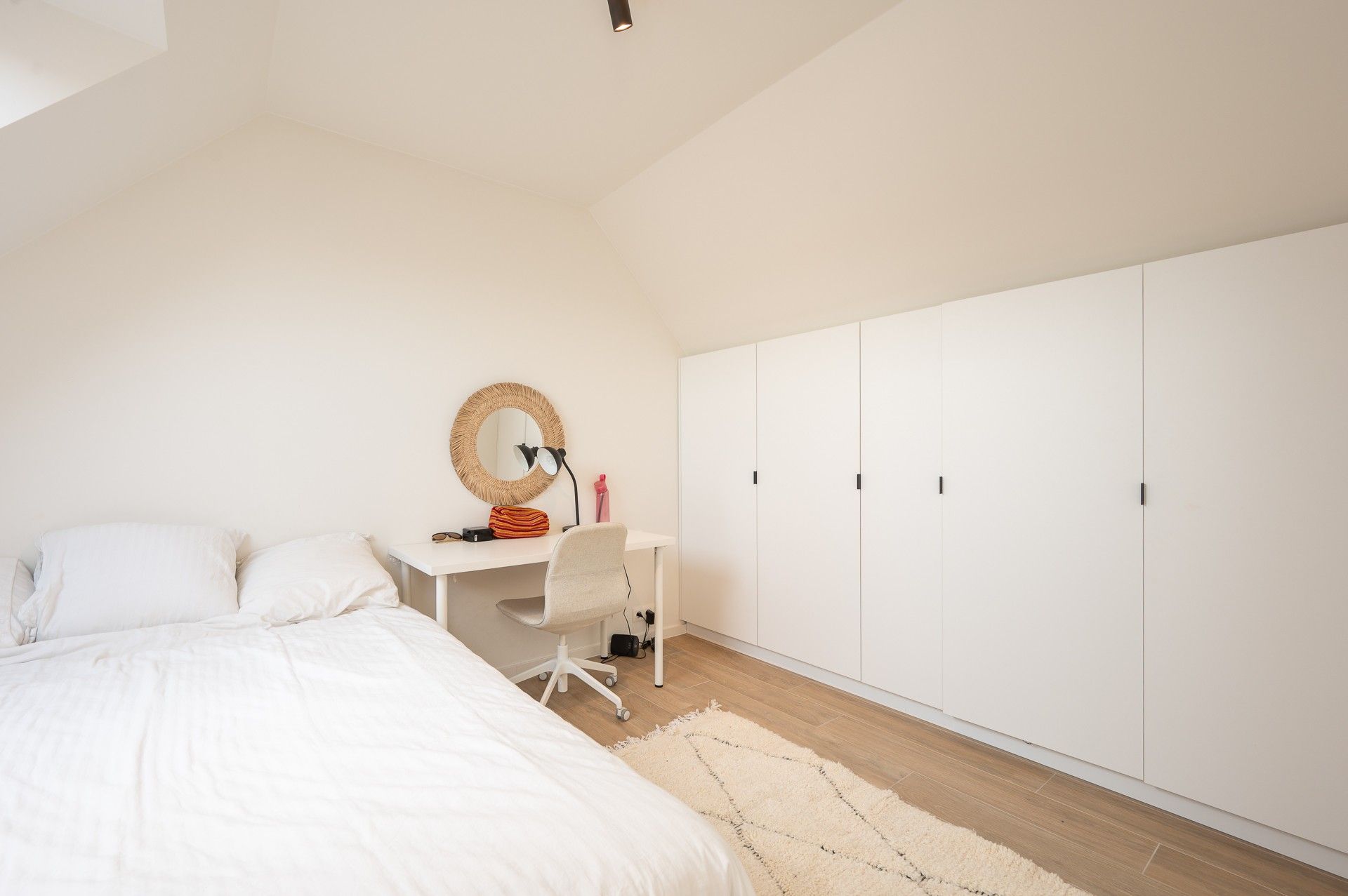 Ongemeubeld: nieuw duplexappartement in het centrum! foto 15