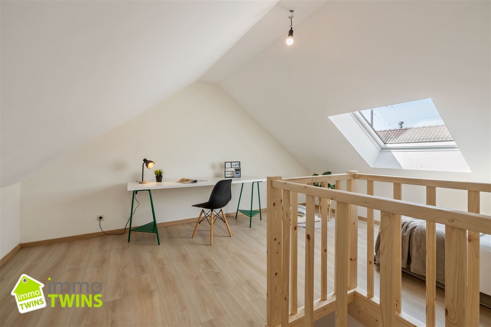 Volledig gerenoveerde woning in het hart van Kemzeke foto 16