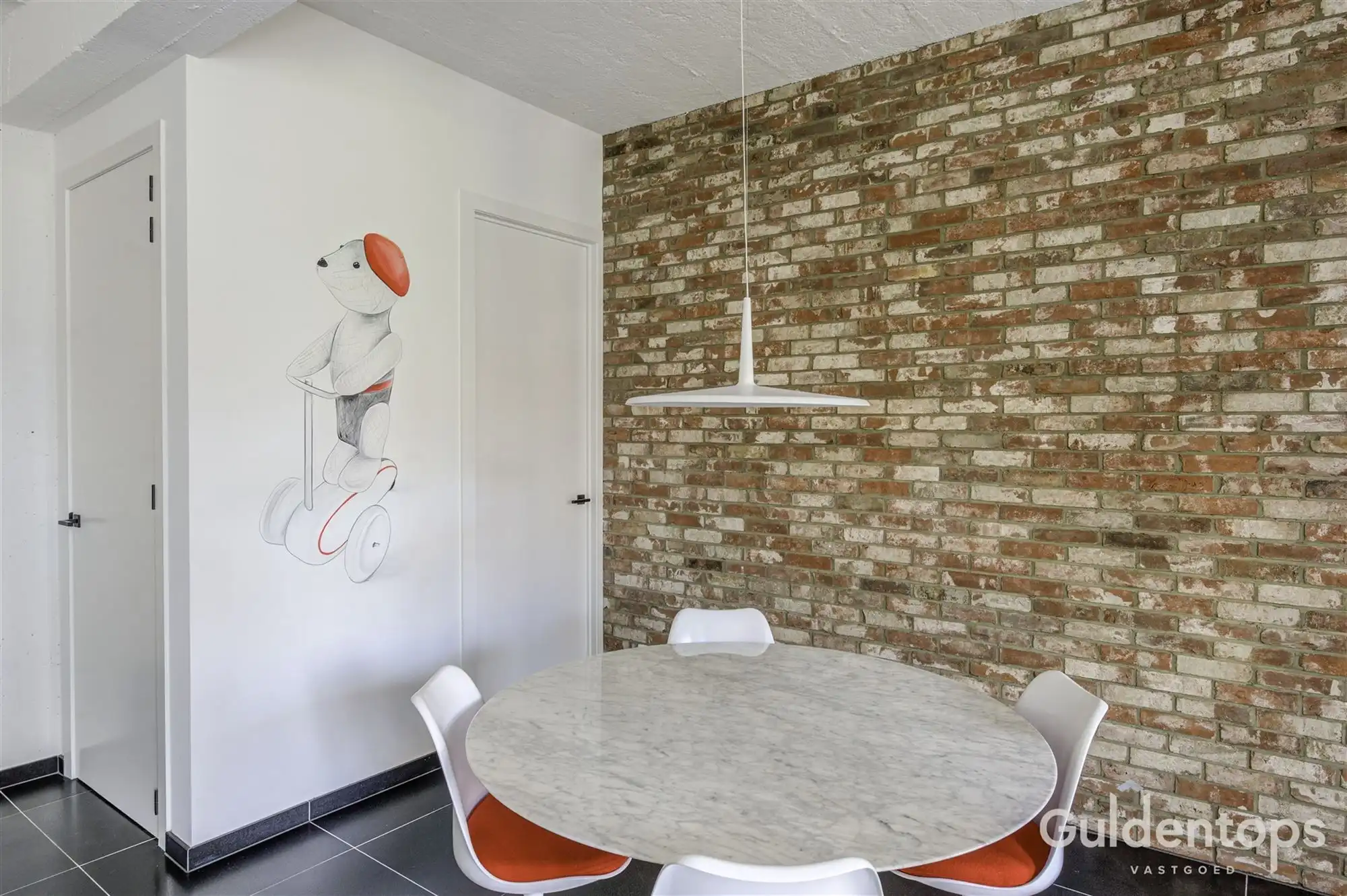 Knap energiezuinig appartement met veel charme foto 15