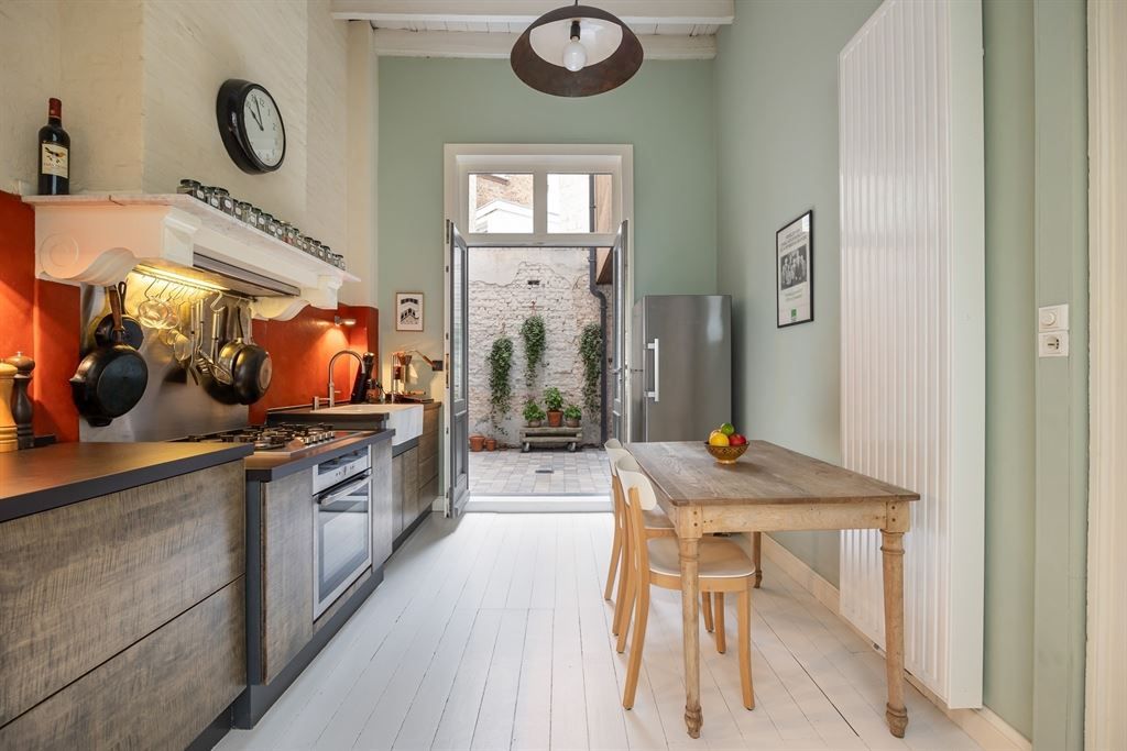 Uitzonderlijke burgerwoning op centrale locatie foto 4