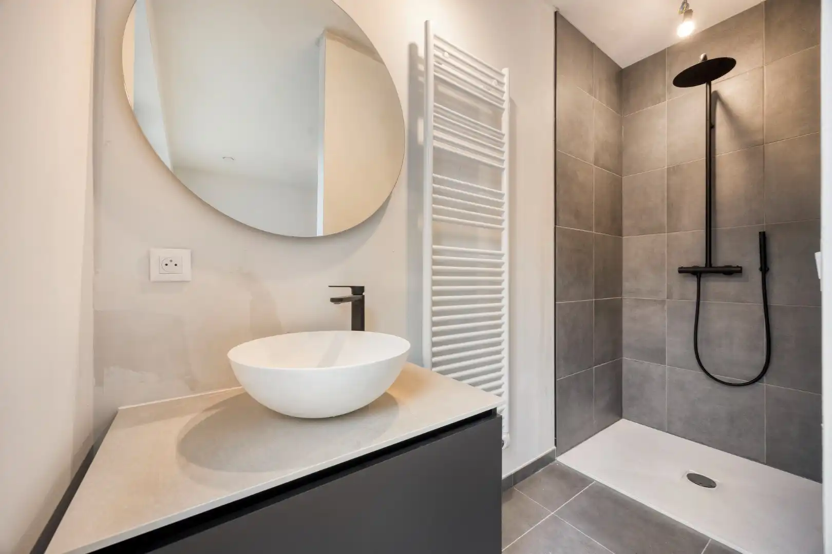 Nieuwbouwwoning met 3 slaapkamers, 3 badkamers, tuin, terras en autostaanplaats in Tienen – EPC 27 kWh/m² - bewoonbare opp. 172 m² foto 27