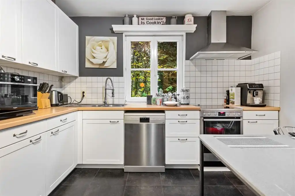 Charmant landhuis in doodlopende straat op 2.051m² foto 4