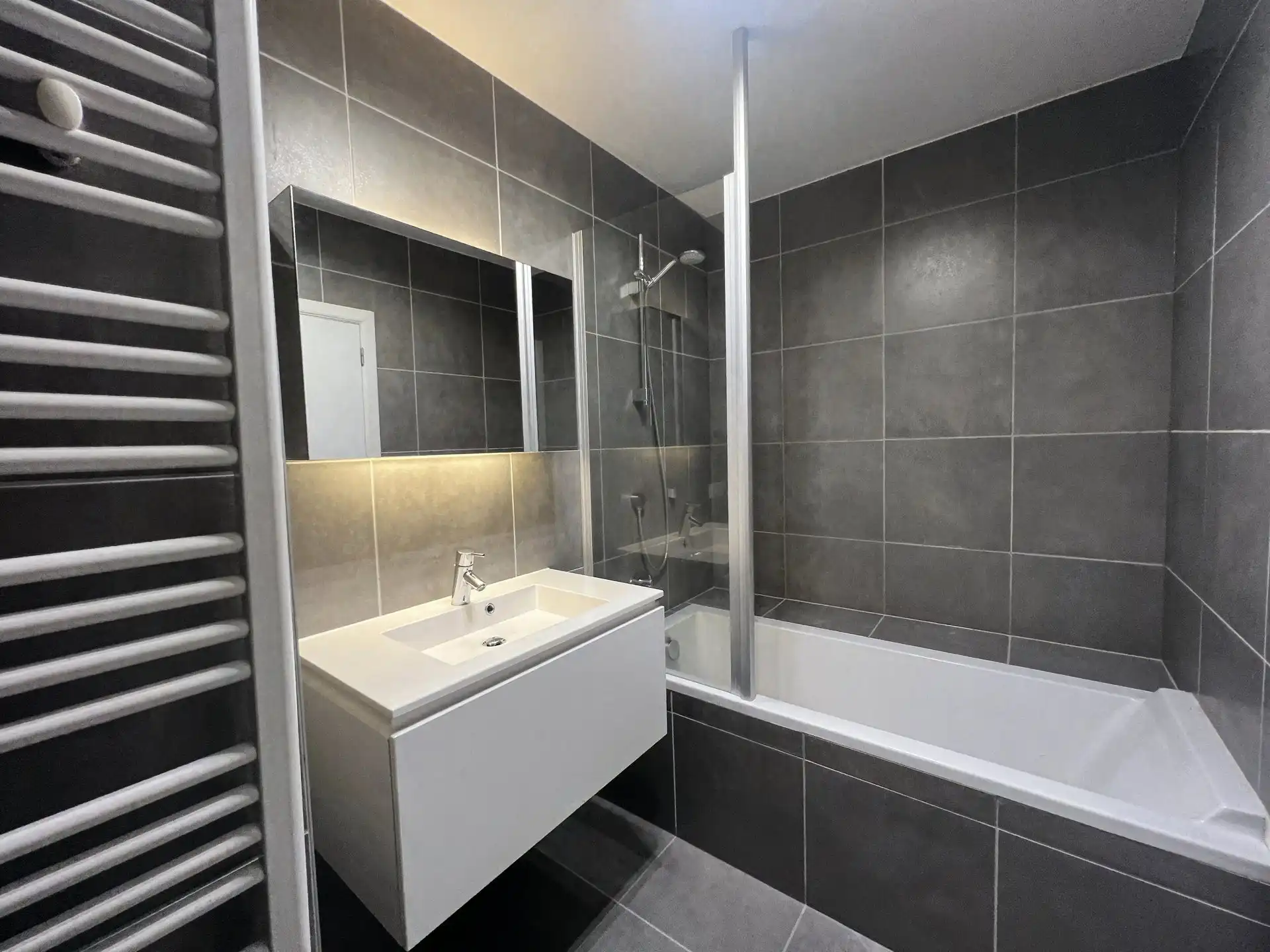 Appartement met 1 slaapkamer op toplocatie in Antwerpen foto 8