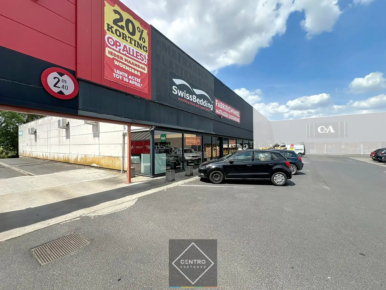 Instapklare baanwinkel op uiterst COMMERCIËLE TOP-ligging (Mammoet 2) te Roeselare! foto 3