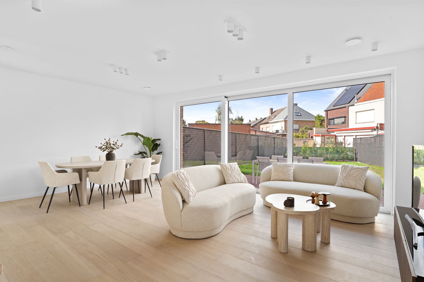 Halfopen bebouwing te koop in Mechelen! foto 4