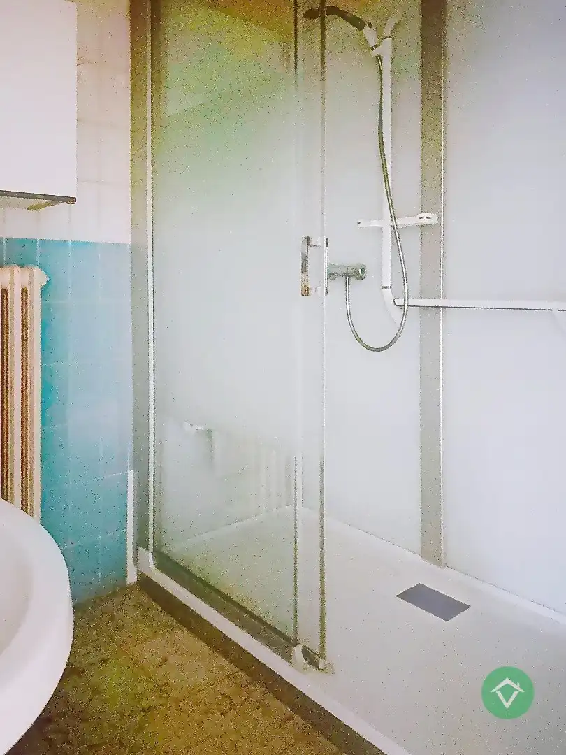 Gelijkvloers appartement met autostandplaats en garage te Roeselare  foto 21