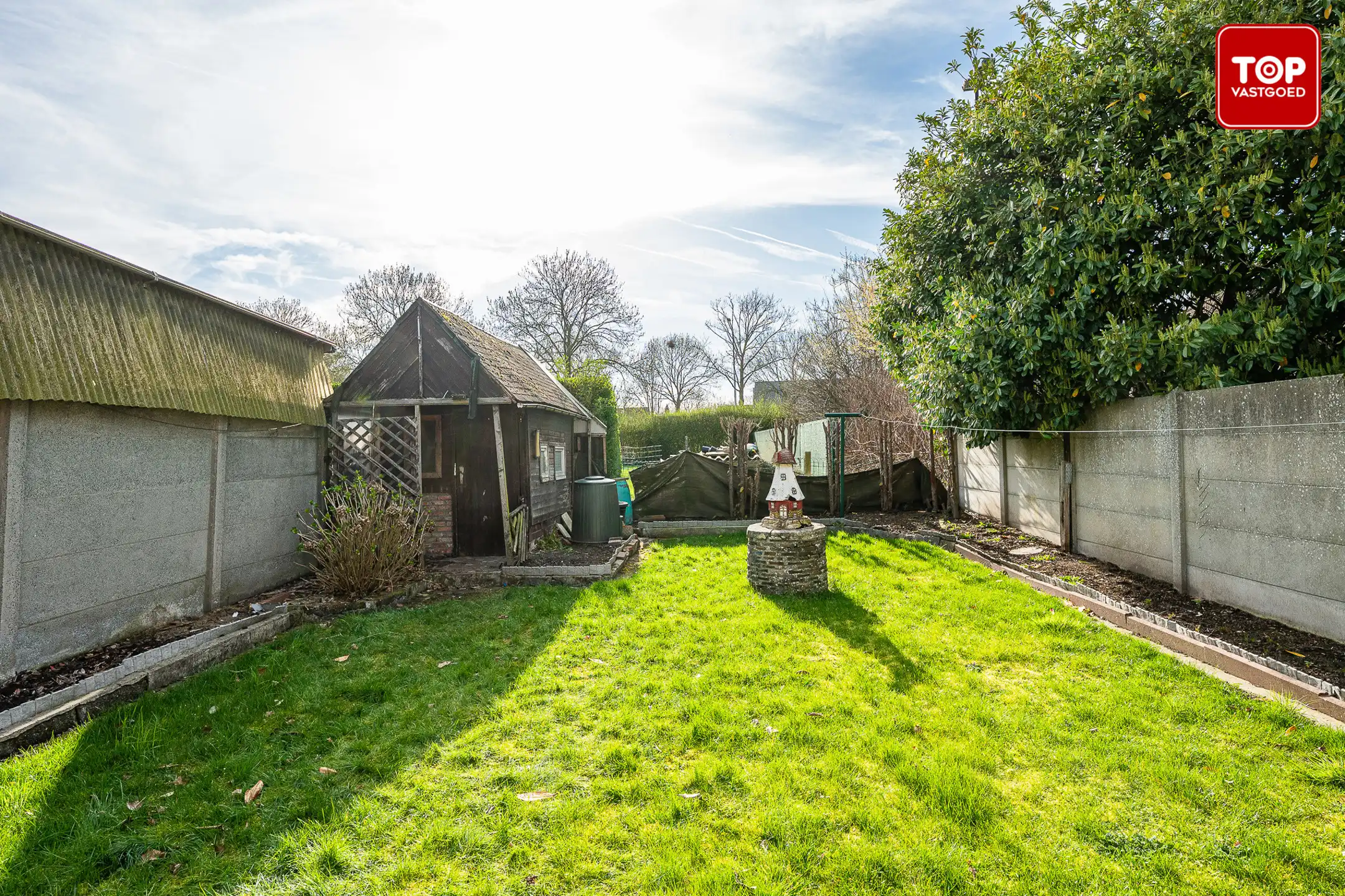HOB met 3 slaapkamers en tuin foto 26