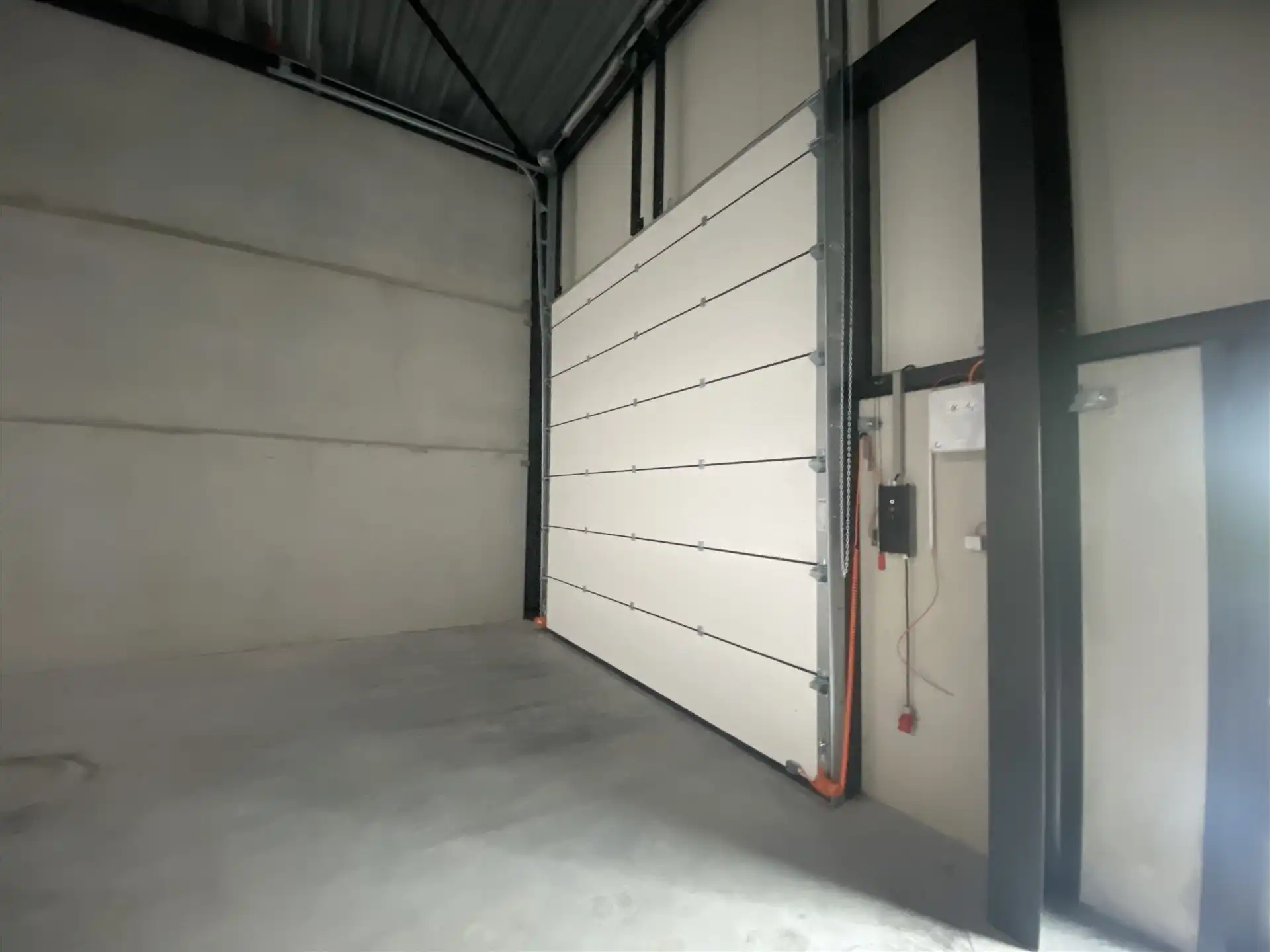 Magazijn - 250m² - aan de expressweg N45 in Denderhoutem foto 4