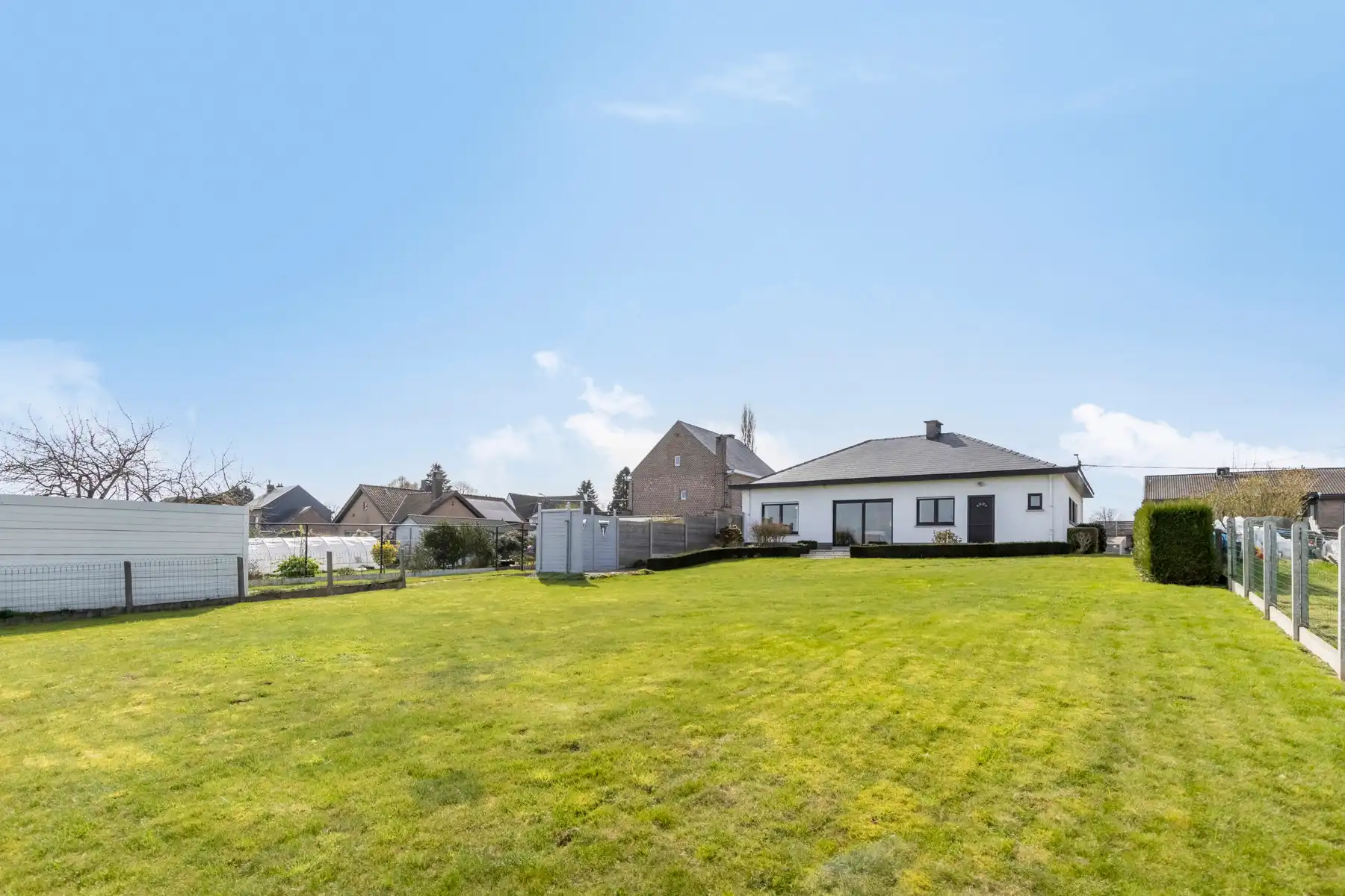 Charmante bungalow ruim perceel foto 24