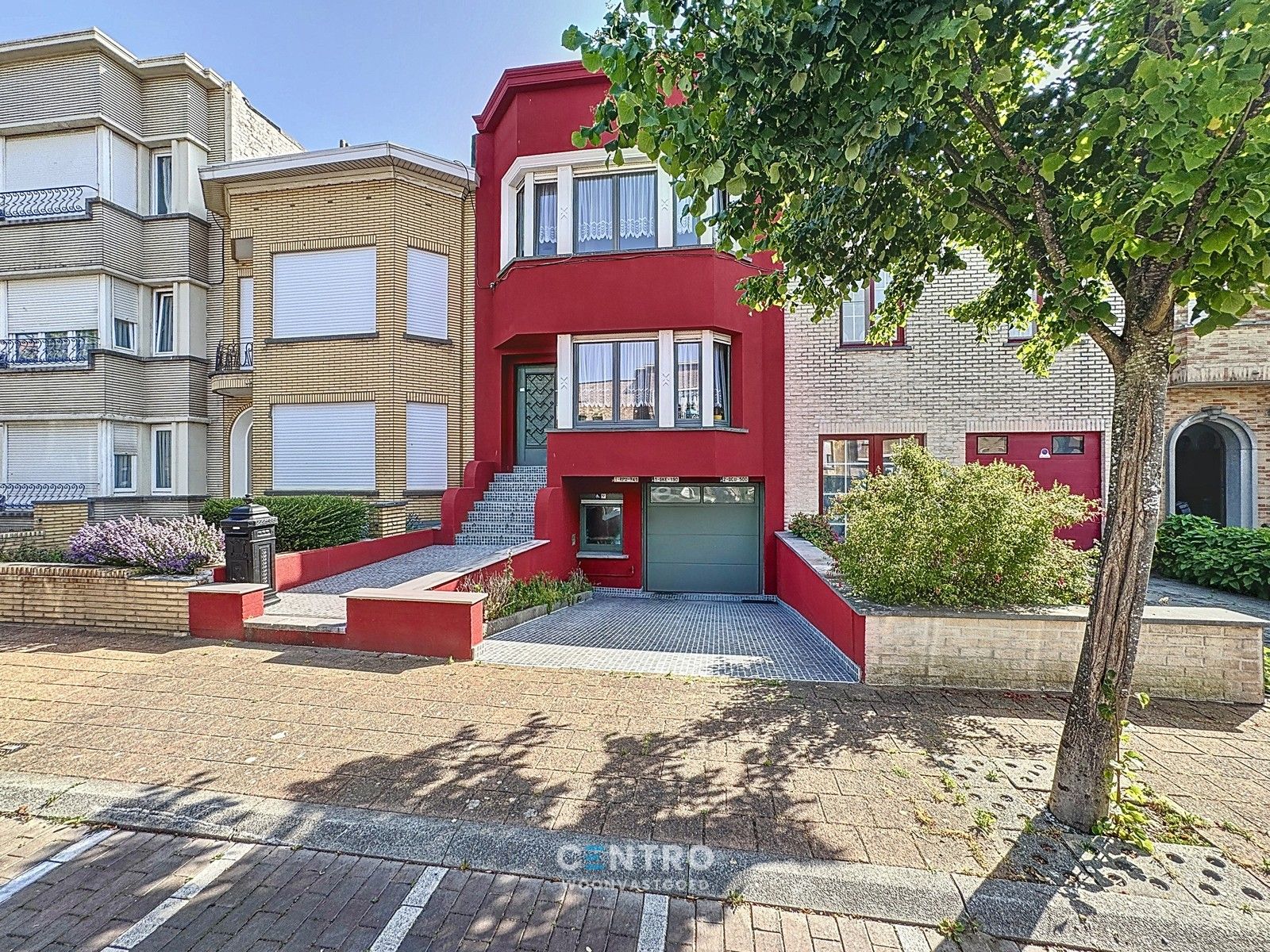 Woning met 4 à 5 slpks én garage in LEUKE STRAAT! foto 14