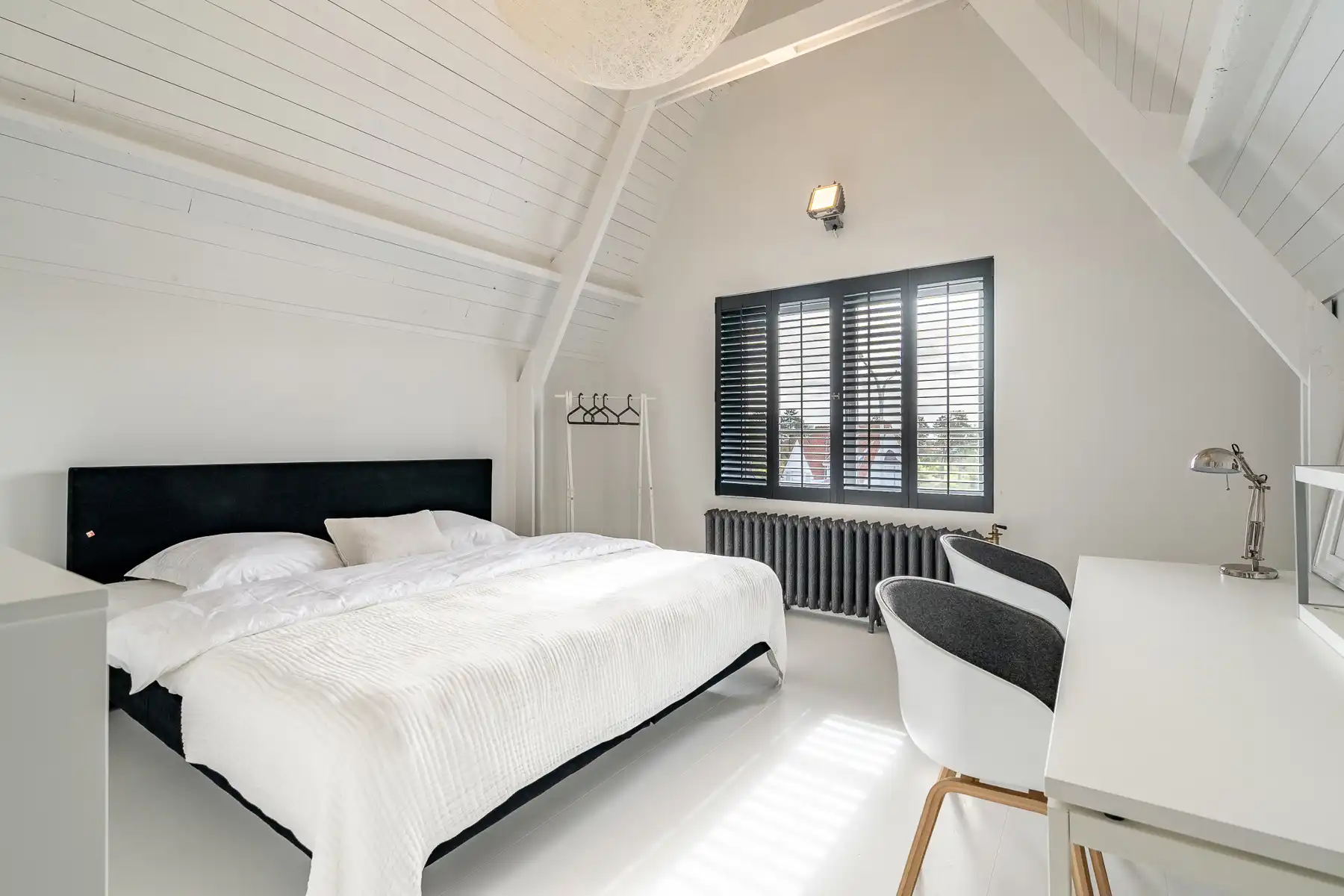 Karaktervolle art-decovilla op toplocatie in Duinbergen foto 24