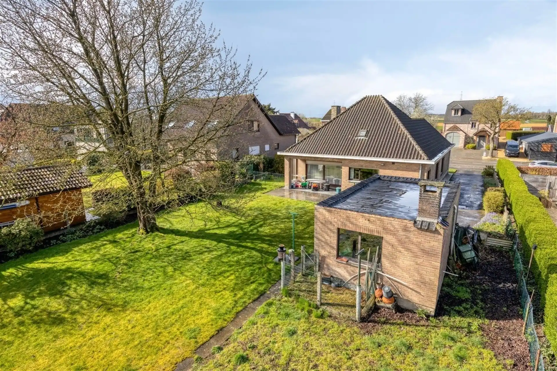 Villa met gelijkvloers wonen en zuidoost gerichte tuin foto 20