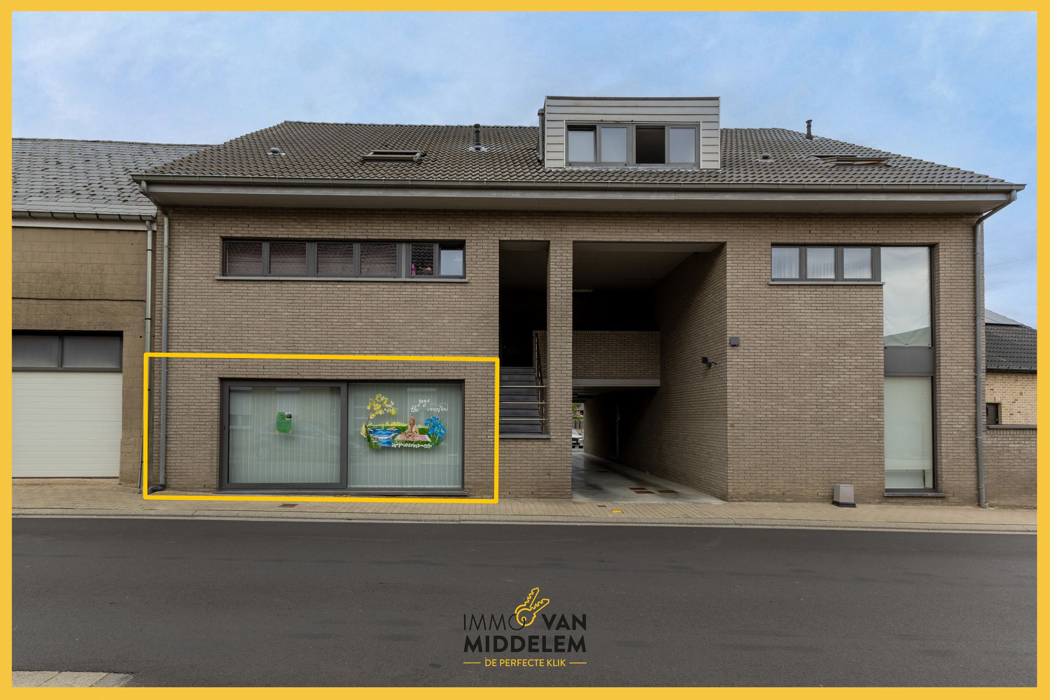 INSTAPKLAAR GELIJKVLOERS 2-KAMER APPARTEMENT, CENTRUM ESSENE foto 12