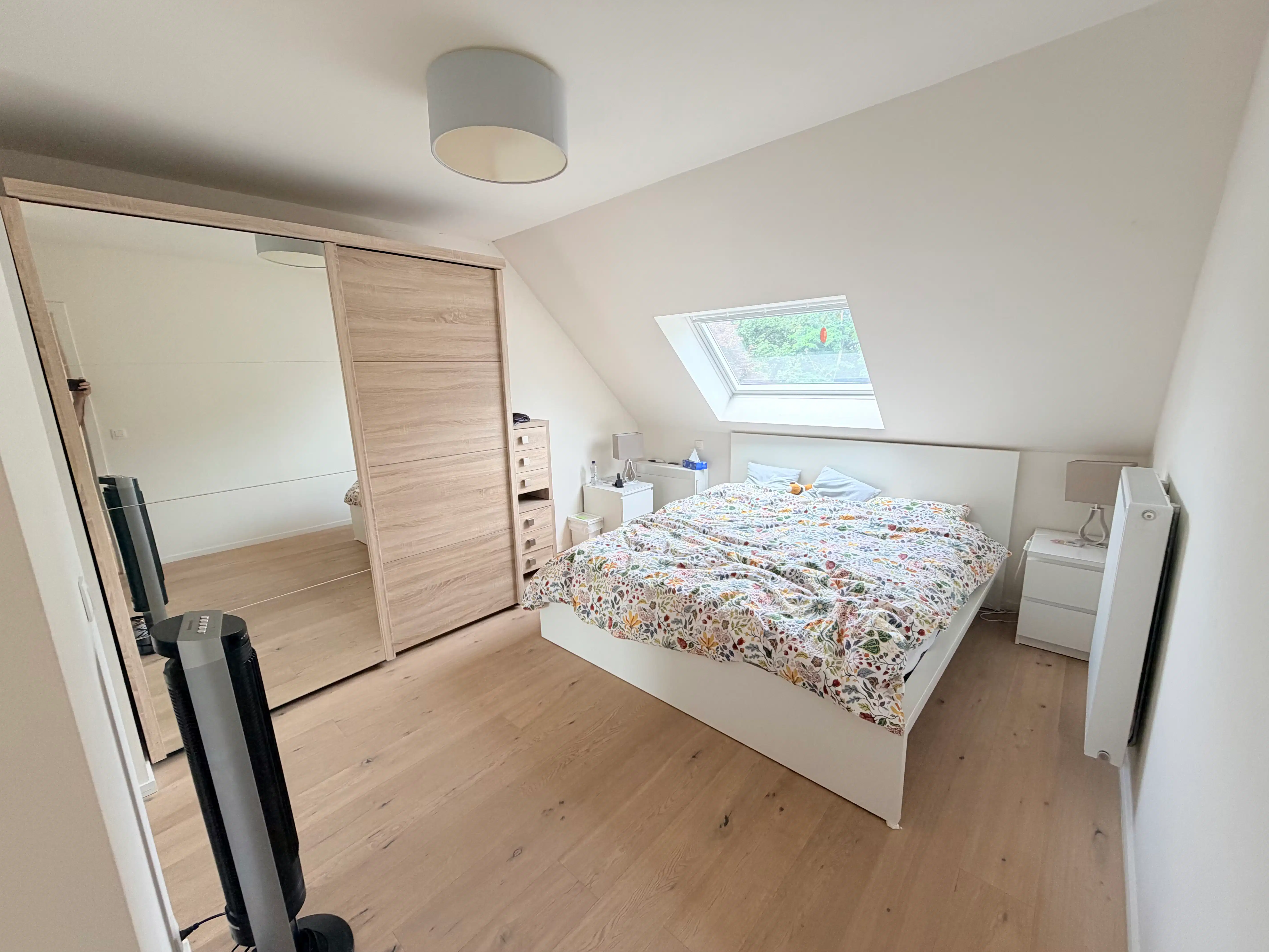 Prachtig duplexappartement met 2 slaapkamers, 2 badkamers, 2 terrassen en 1 autostaanplaats. foto 9
