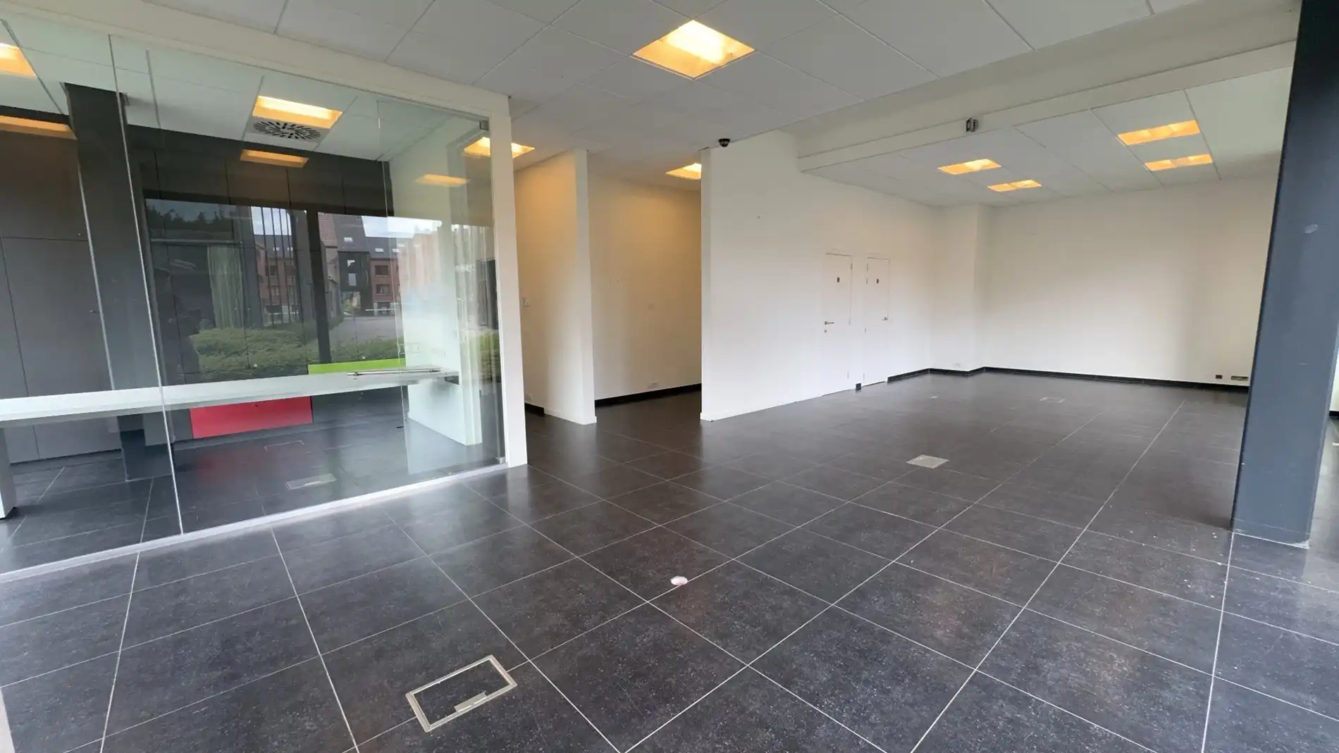 Kantoorruimte te huur vlakbij het station Gent-Dampoort foto 5