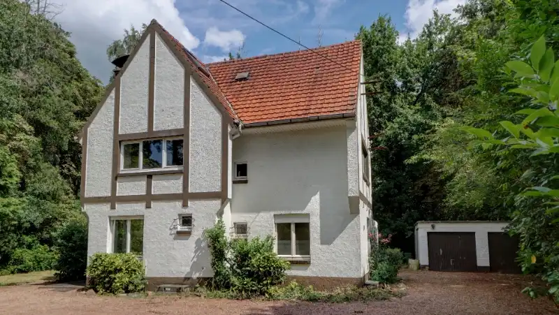 Te renoveren charmant landhuis van 235m² + dubbele garage op 15 are foto 2