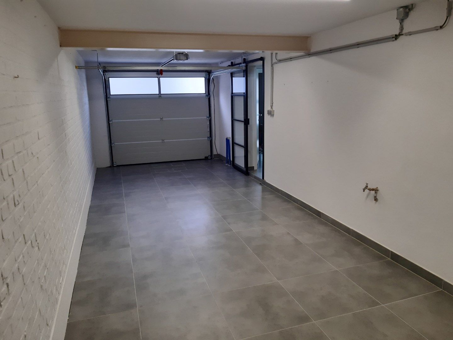 Exceptioneel wonen met zicht op de Gaverse Markt.  foto 24
