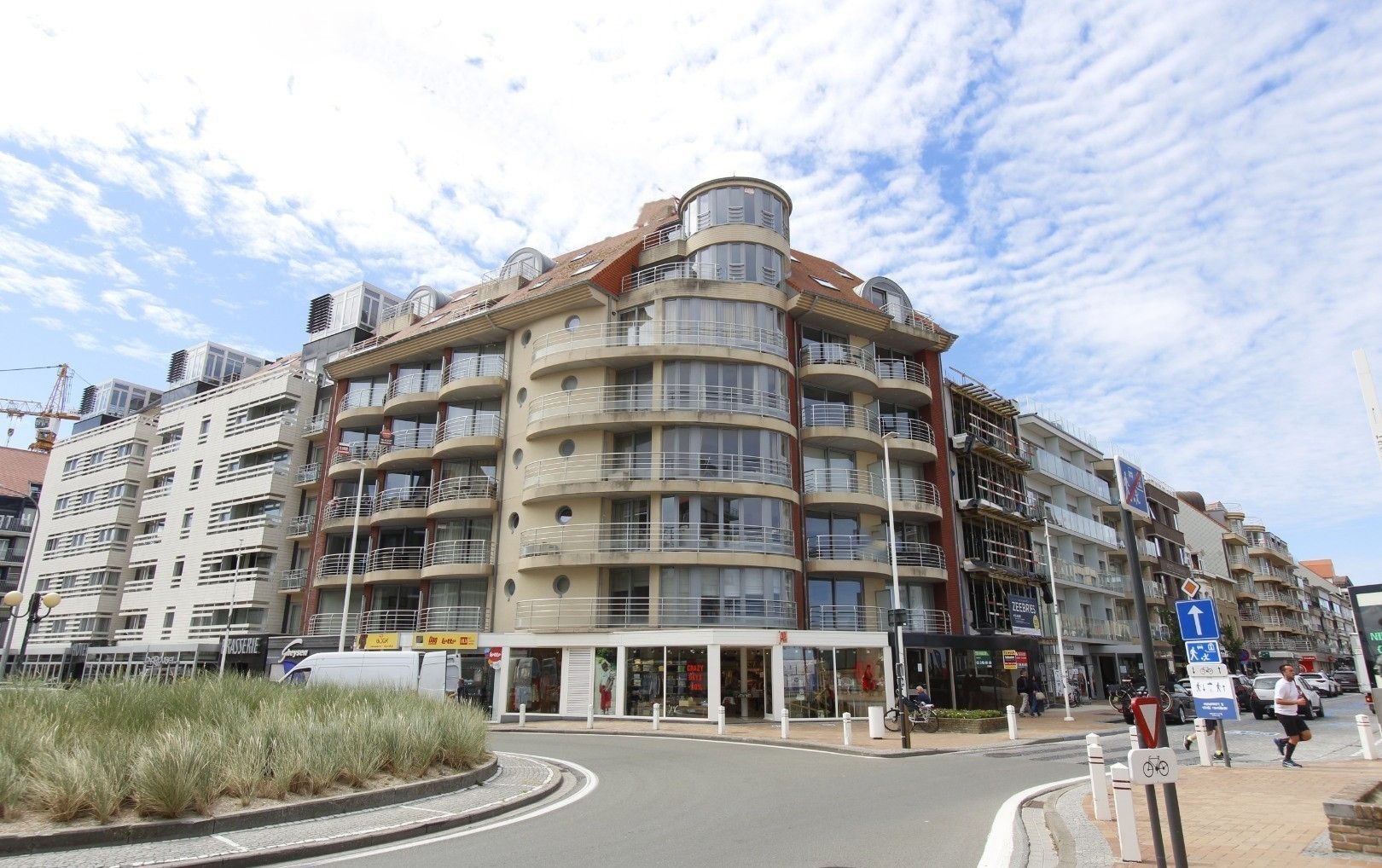 Centraal gelegen appartement met zeezicht op toplocatie te Nieuwpoort-Bad foto 12