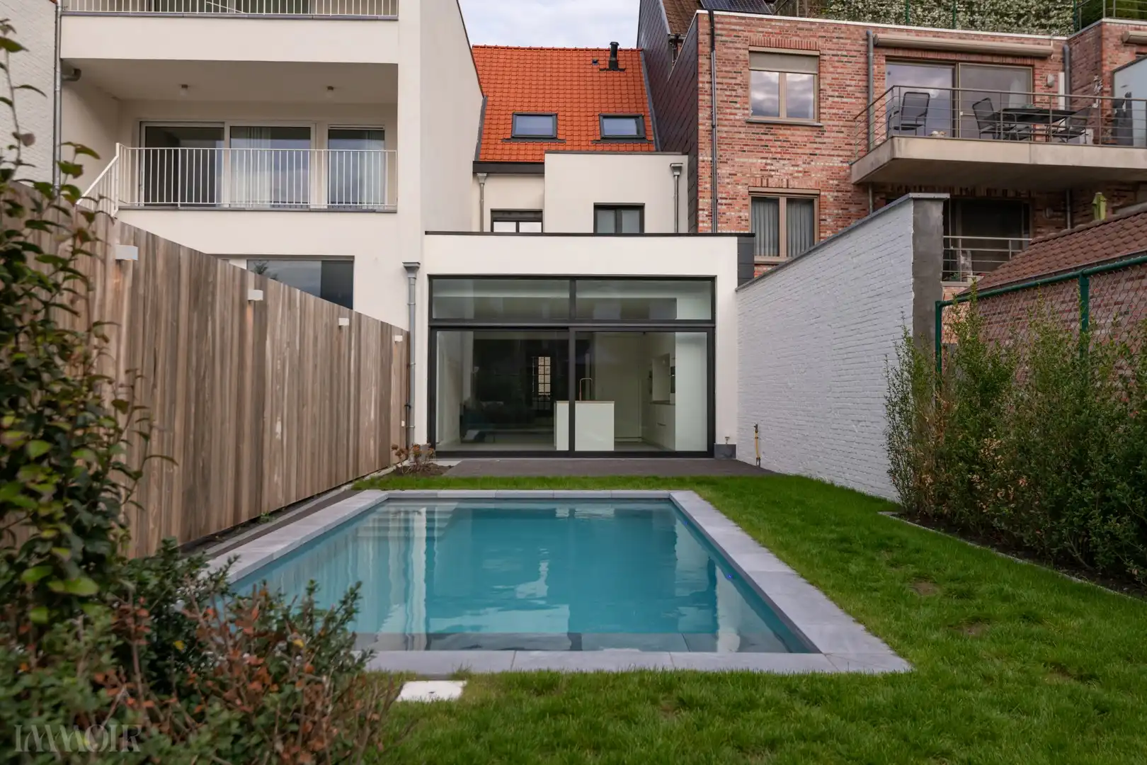 Unieke, volledig gerenoveerde woning met zwembad te Herentals foto 31