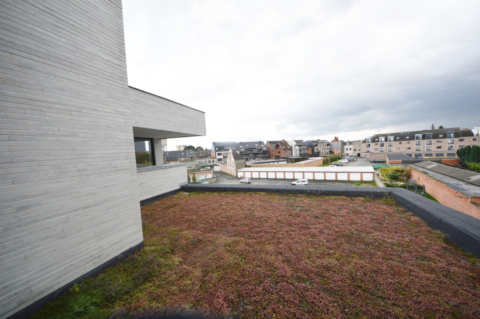 STIJLVOL WONEN IN HET HART VAN AALST: LUXUEUS DUPLEX BEN APPARTEMENT MET 2 SLAAPKAMERS EN TERRAS (2e en 3e VERDIEPING).   foto 39