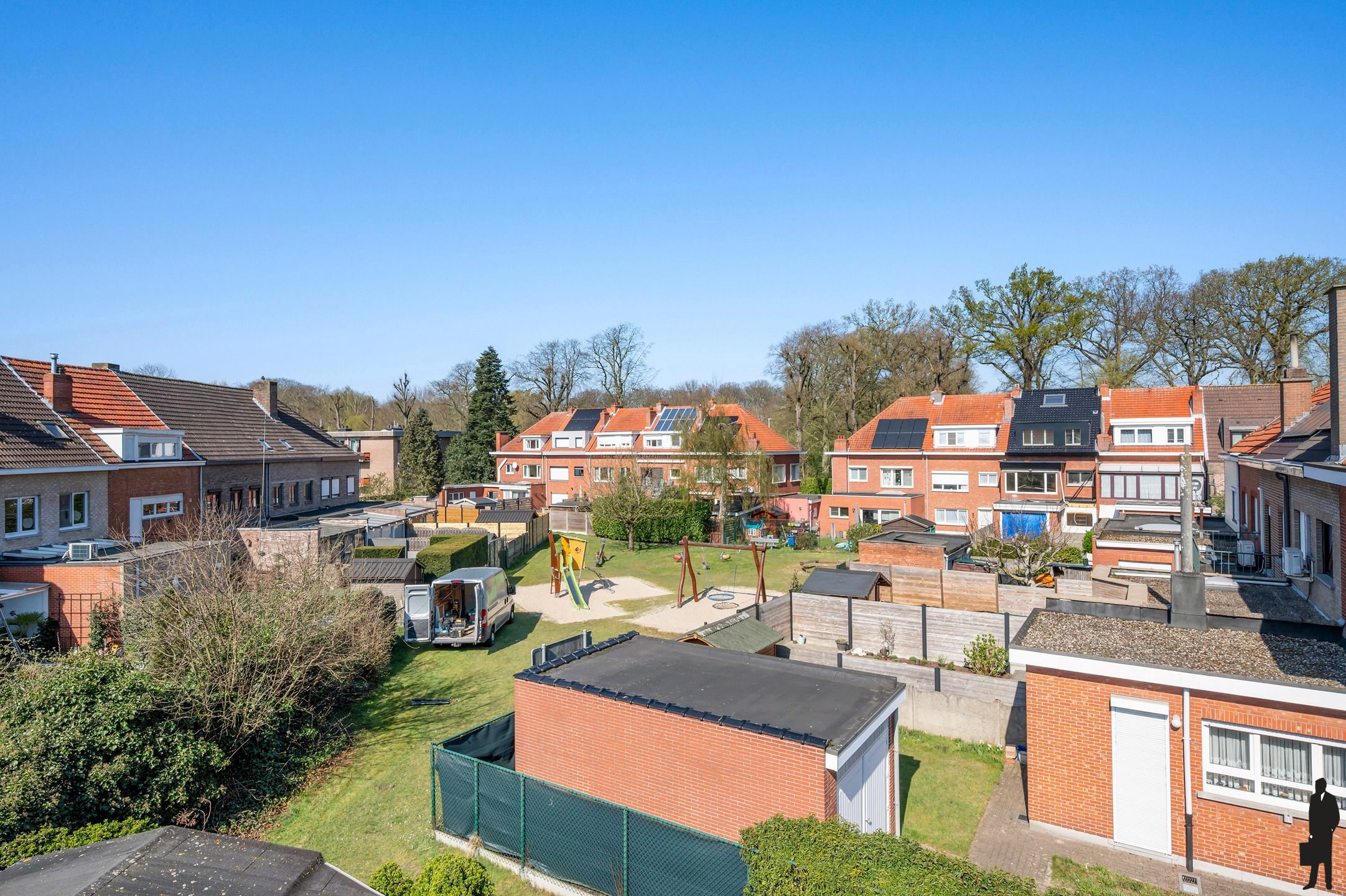 Appartement met XL terras en parking! foto 18