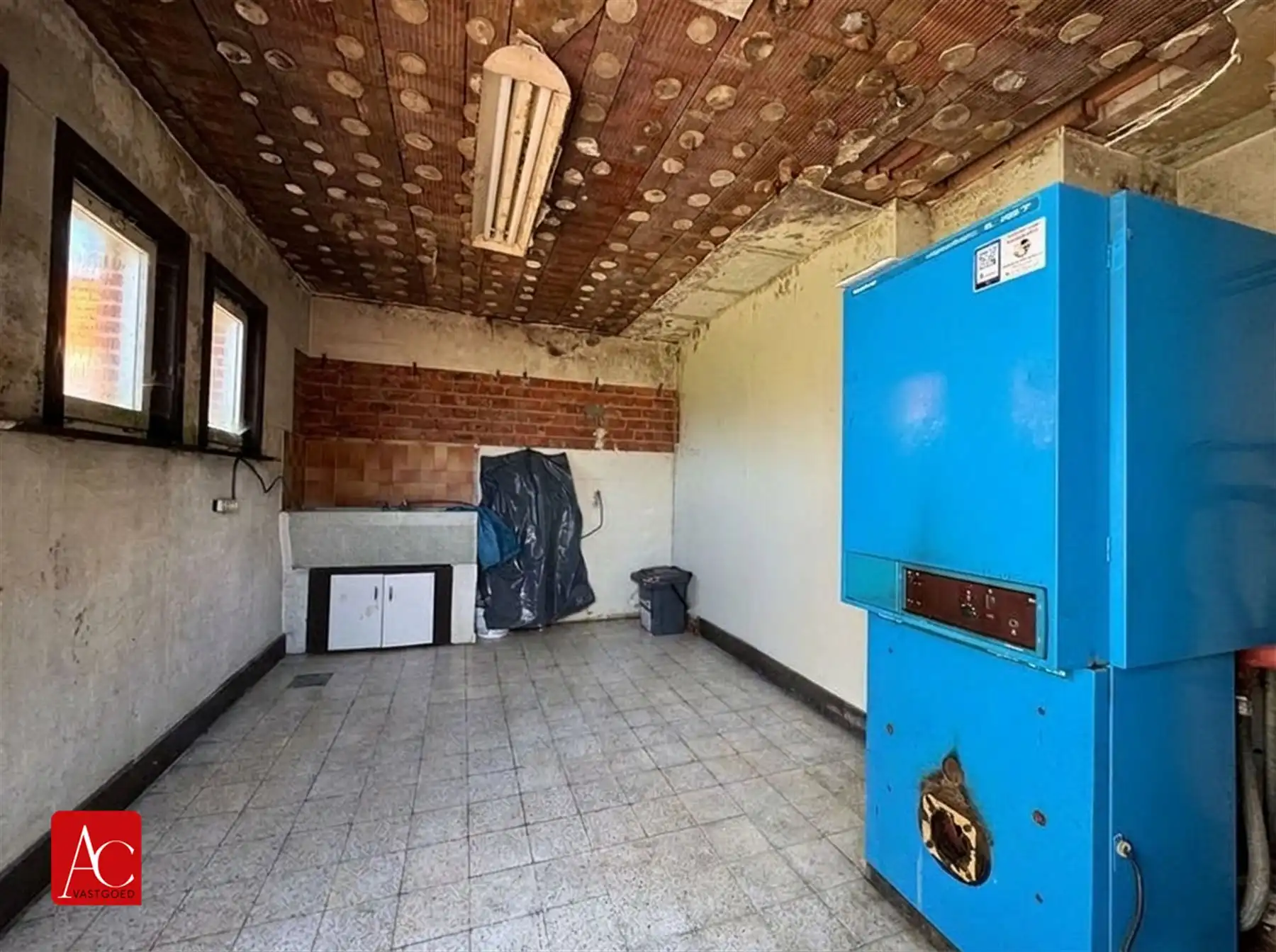 Renovatiewoning op ruim perceel foto 16