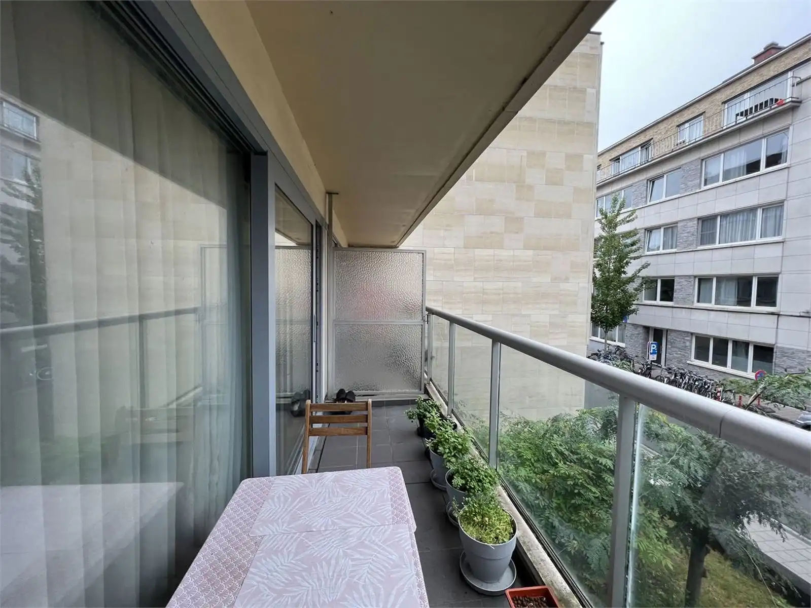 Lichtrijke studio met terras te huur in Leuven centrum! foto 10