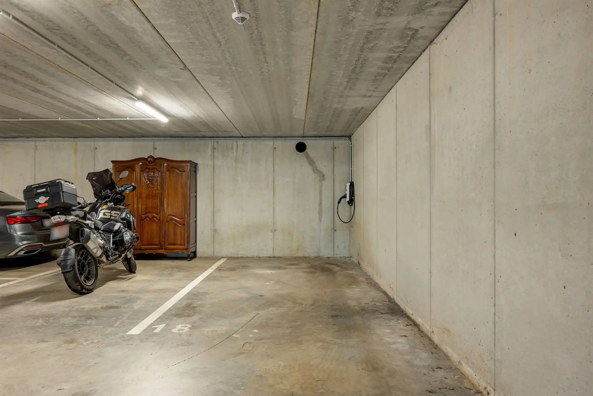 GLVapp. met 2 slaapkamers, tuin en staanplaats foto 17