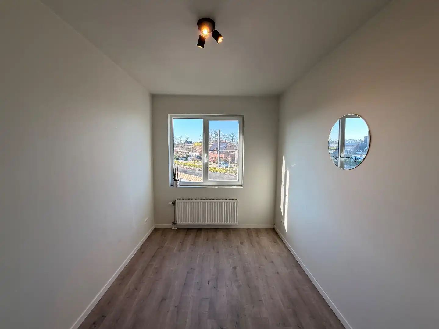 Instapklaar appartement met twee slaapkamers op een rustige ligging te Lint! foto 13