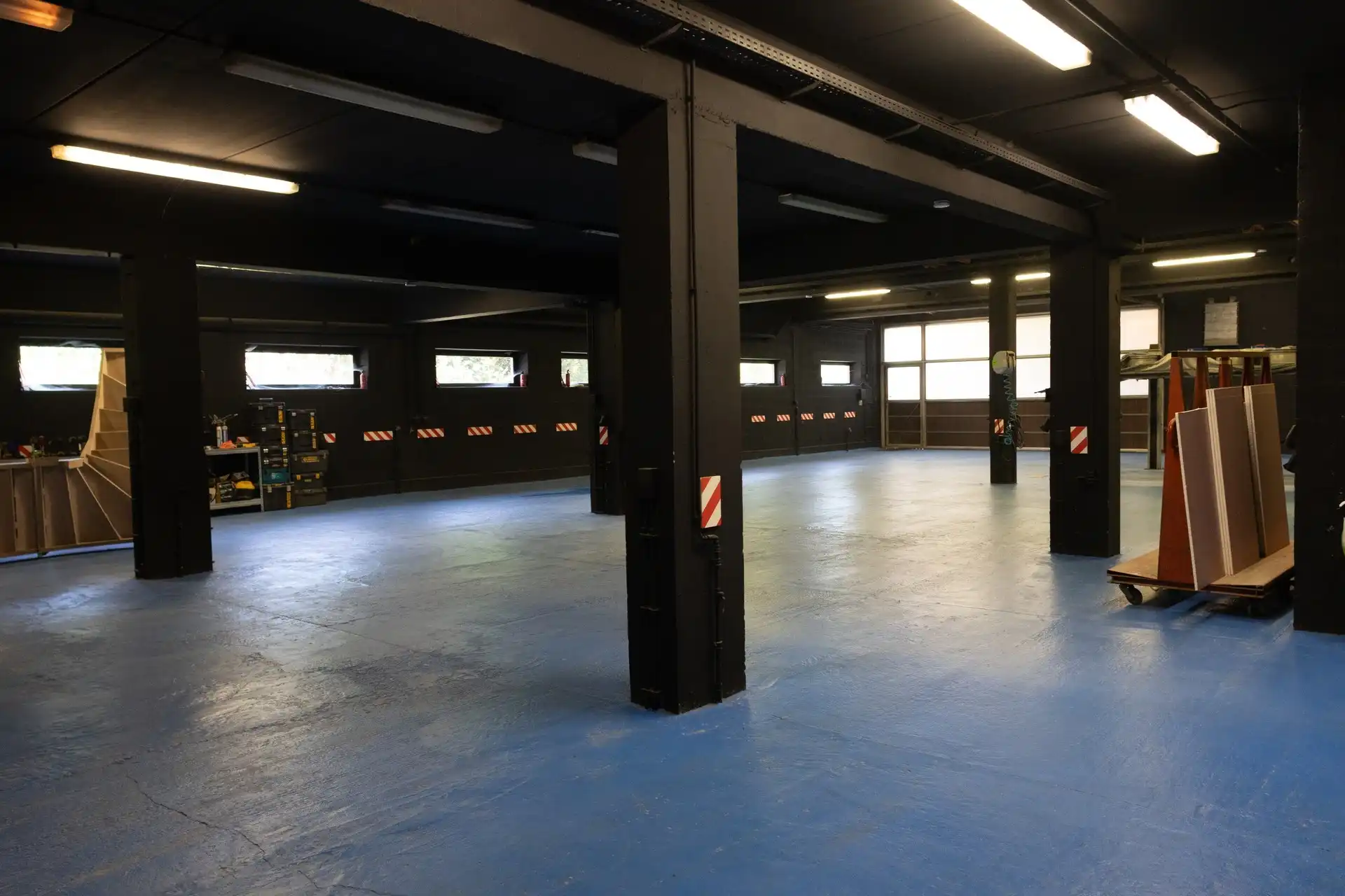 Veelzijdig handelspand met toonzaal, atelier en ruime woonst te Okegem foto 10