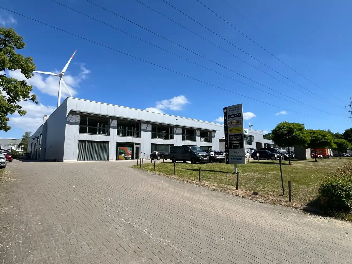 KMO-unit met kantoor foto 30