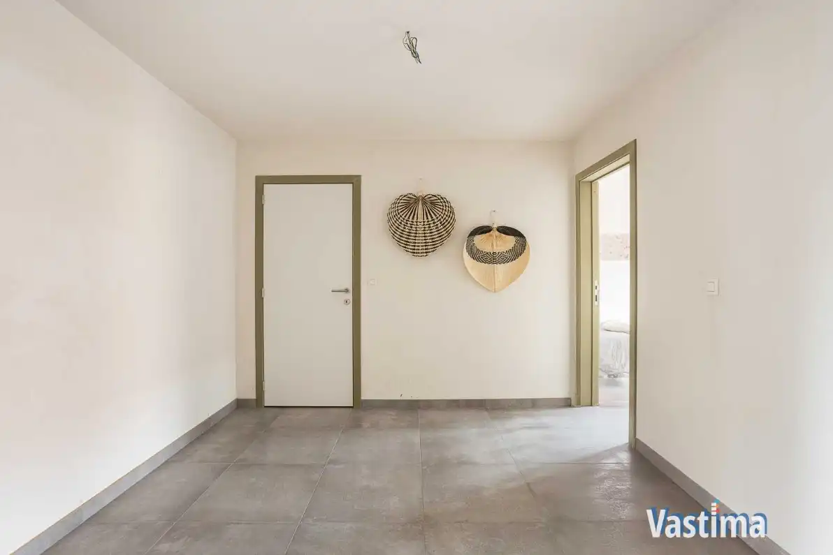 Nieuwbouw gesloten woning met 3 slaapkamers, garage en tuin foto 30