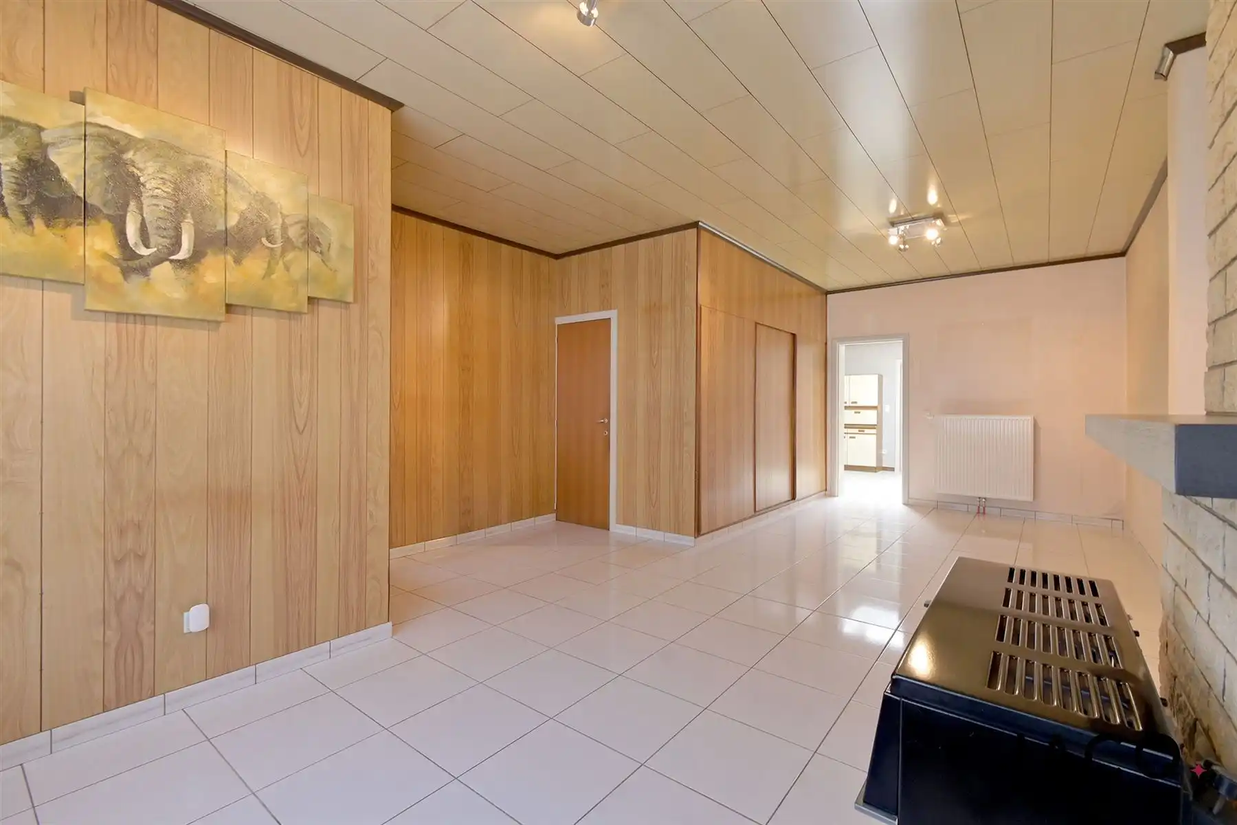 Te renoveren woning met 4 slpk's, terras (25m²) en garage! foto 4
