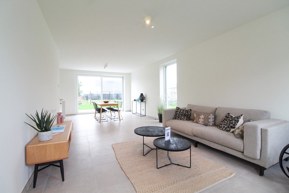In de Graanstraat te Meulebeke trekt Hectaar deze 4 hedendaagse nieuwbouwwonignen op, tijdloos en voorzien van alle comfort. foto 4