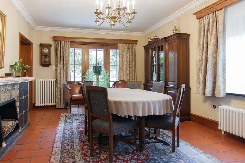 AUTHENTIEKE VILLA IN RESIDENTIËLE OMGEVING, KARAKTERVOL WONEN AAN DE STADSRAND foto 9