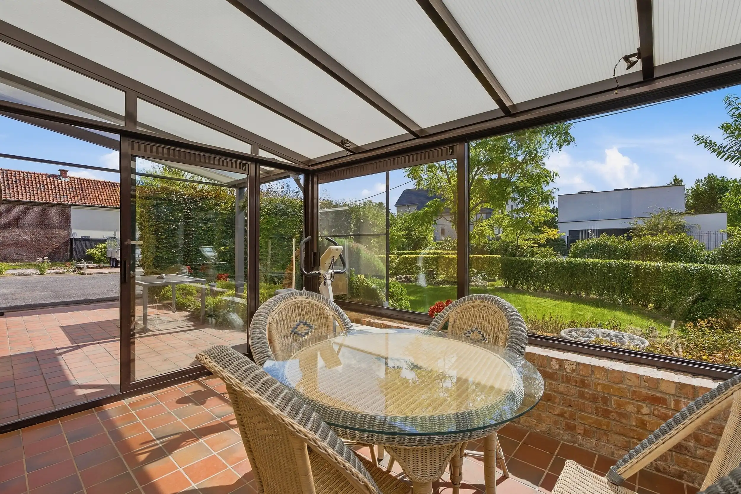 Te renoveren woning met tal van mogelijkheden foto 18