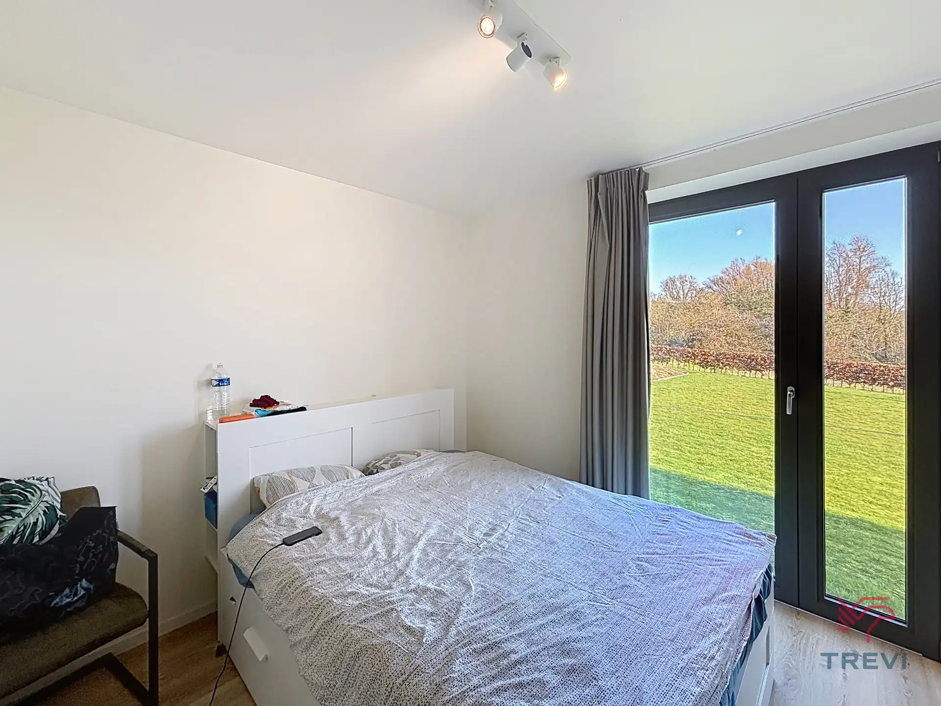 TUBIZE APP 2KAMERS MET TUIN foto 7