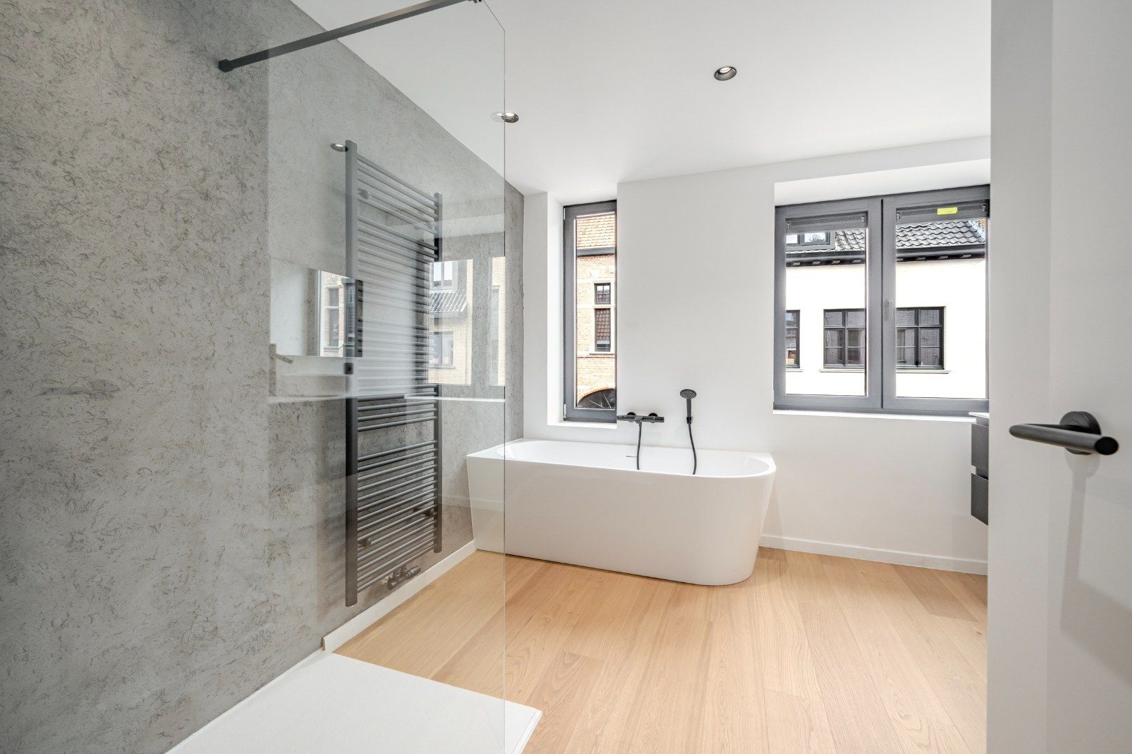 Riante stadswoning in centrum Maldegem foto 13