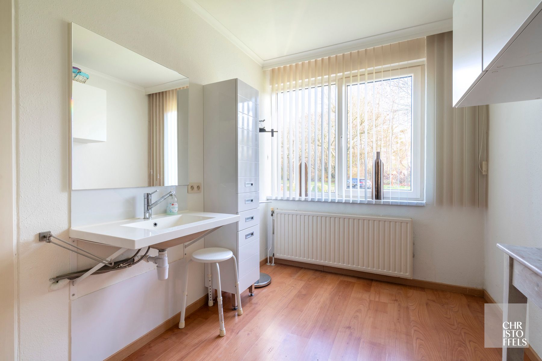 Bungalow (143m²) in rustige woonomgeving te Lanaken! foto 16