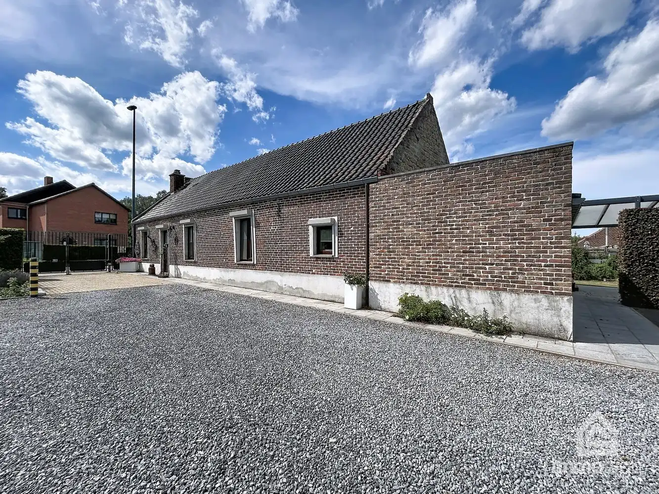 Ruime woning op bijna 2.000 m² grond met dubbele garage en werkhuis foto 49