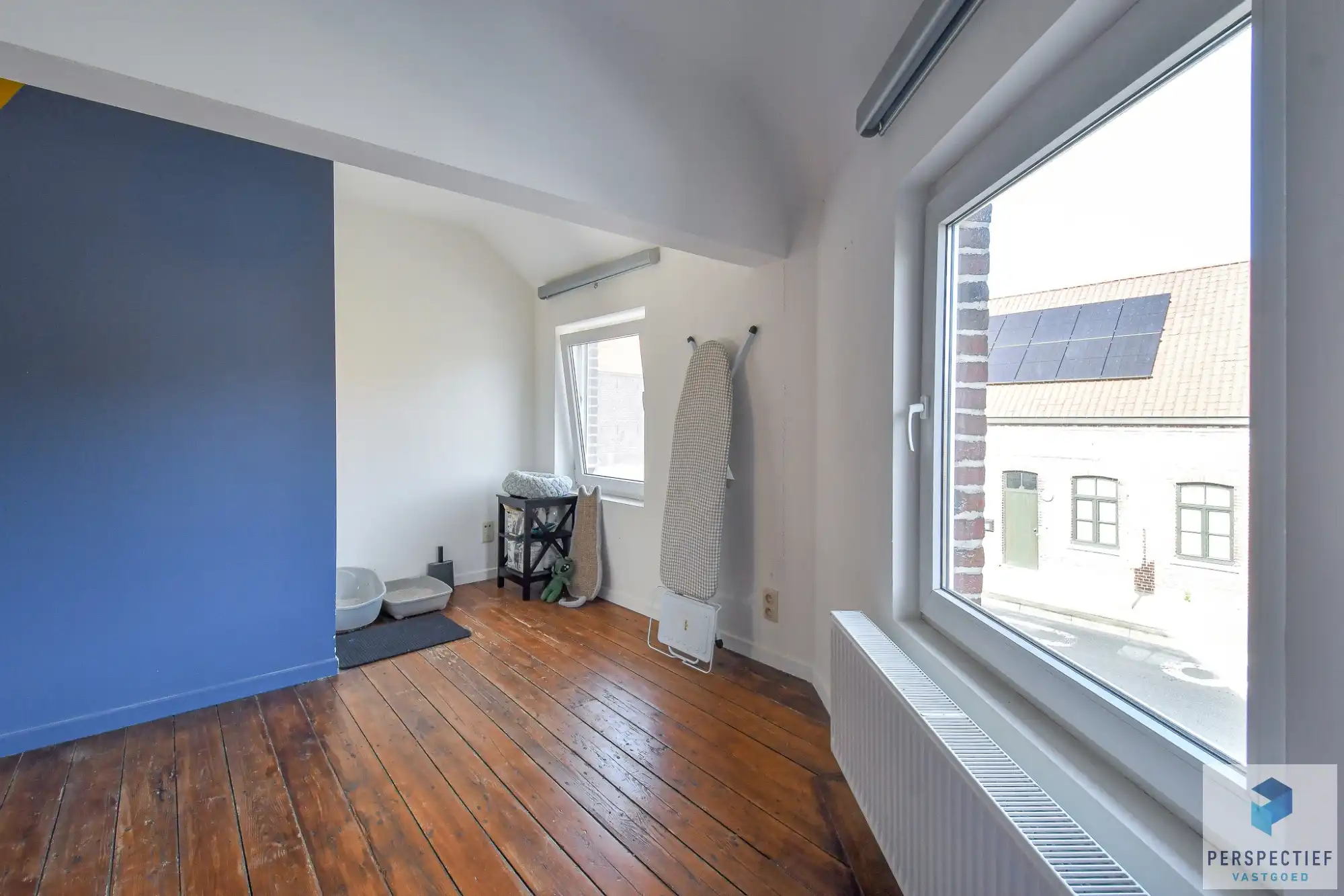 BEZOEKMOMENT VRIJDAG 20/03 VAN 15U TOT 17U |&nbsp;VERRASSEND RUIME CHARMANTE WONING met ZONGERICHTE GEZELIIGE TUIN foto 14