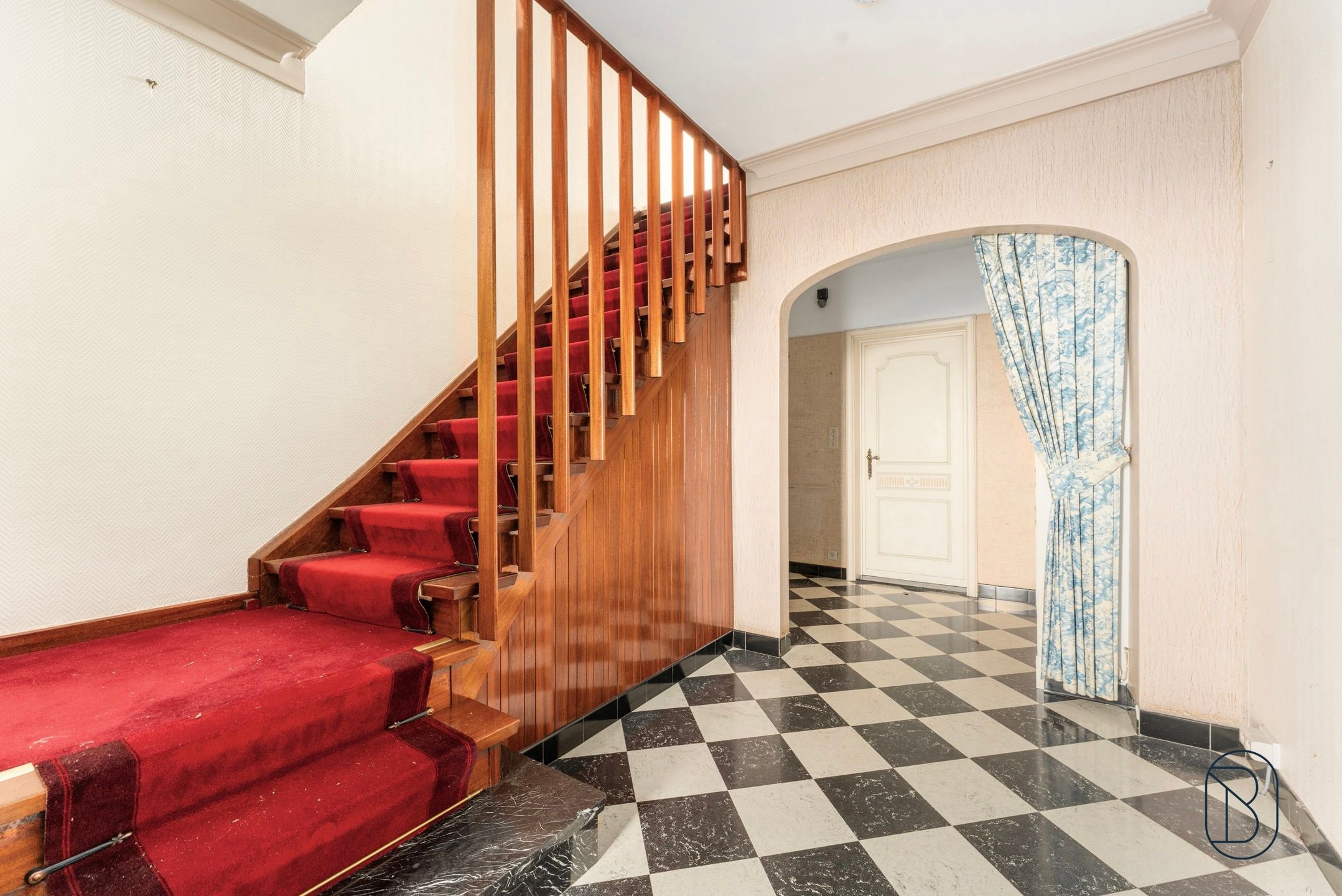 TOPGELEGEN karaktervolle degelijke burgerwoning met tuin.  foto 5