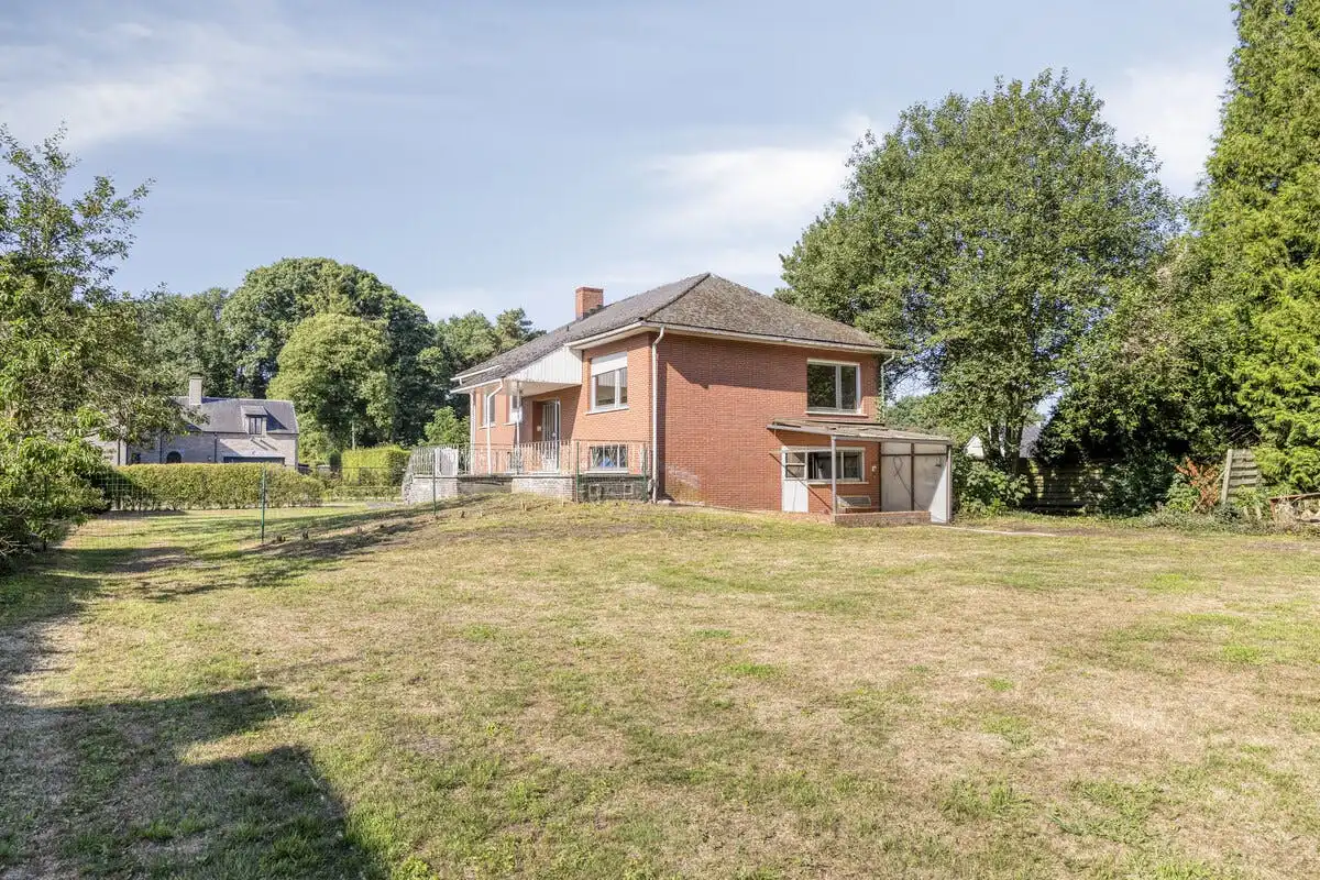 villaperceel van 2445m² met te slopen woning te koop in Geel foto 11