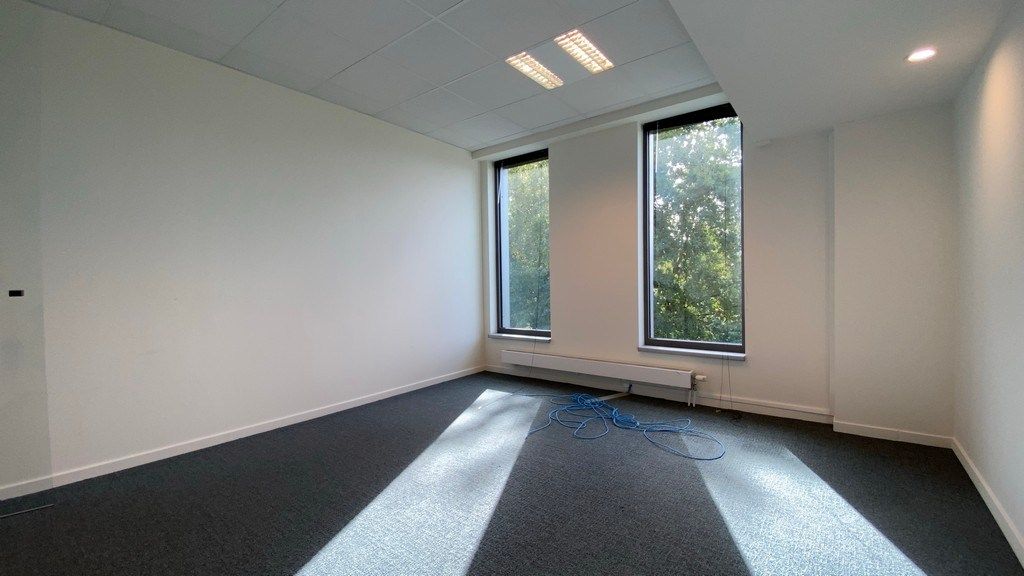 Instapklare kantoorruimte te huur vlakbij afrit E17 in Zele foto 11