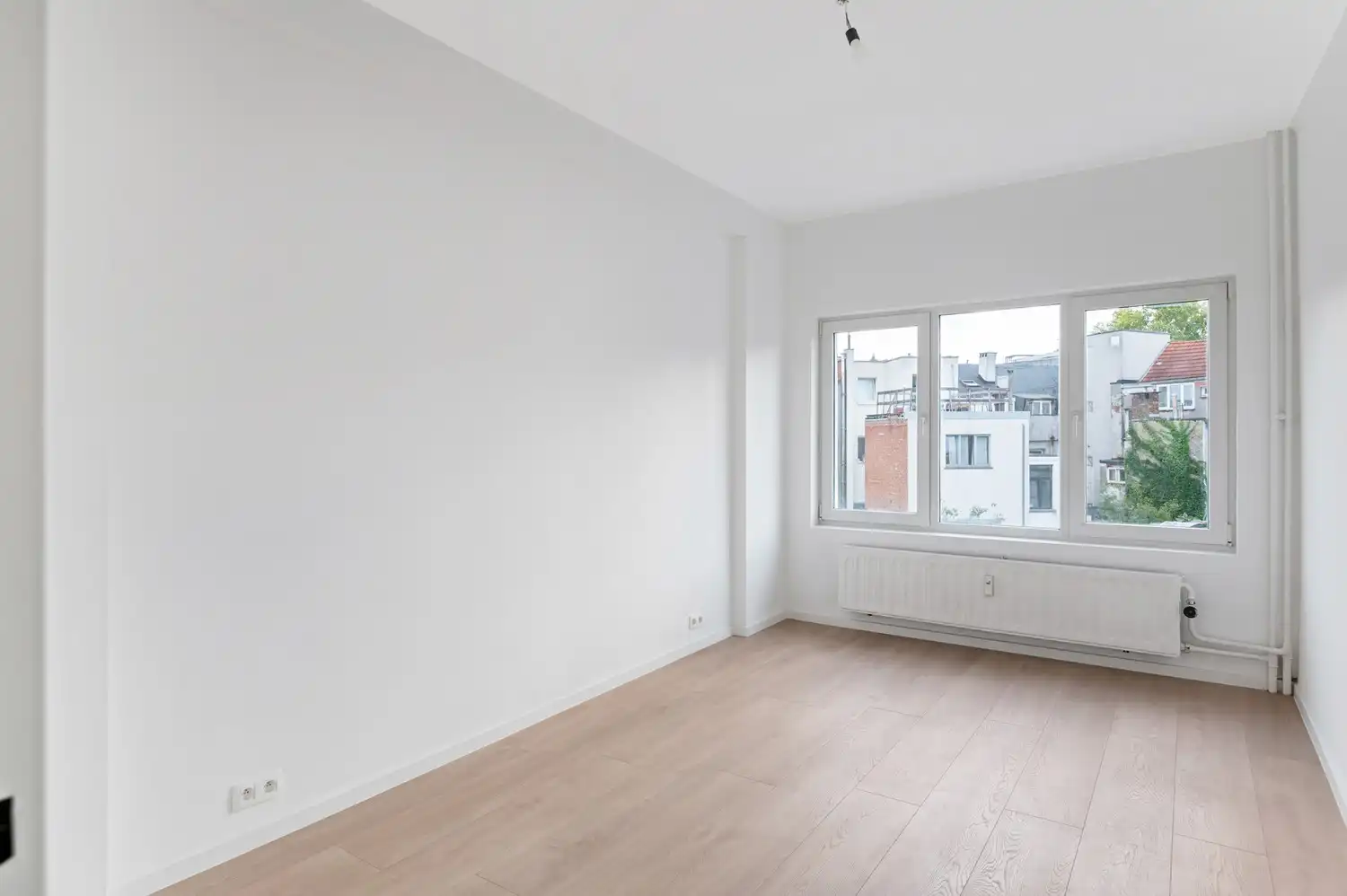 Licht en ruimte in het hart van Antwerpen – 1 slaapkamer appartement foto 9