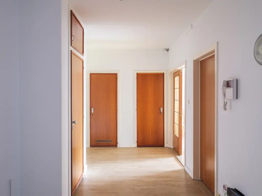Ruim appartement (115 m² BVO) met 3 volwaardige slaapkamers en twee buitenruimtes nabij station Gent-Sint-Pieters. foto 9